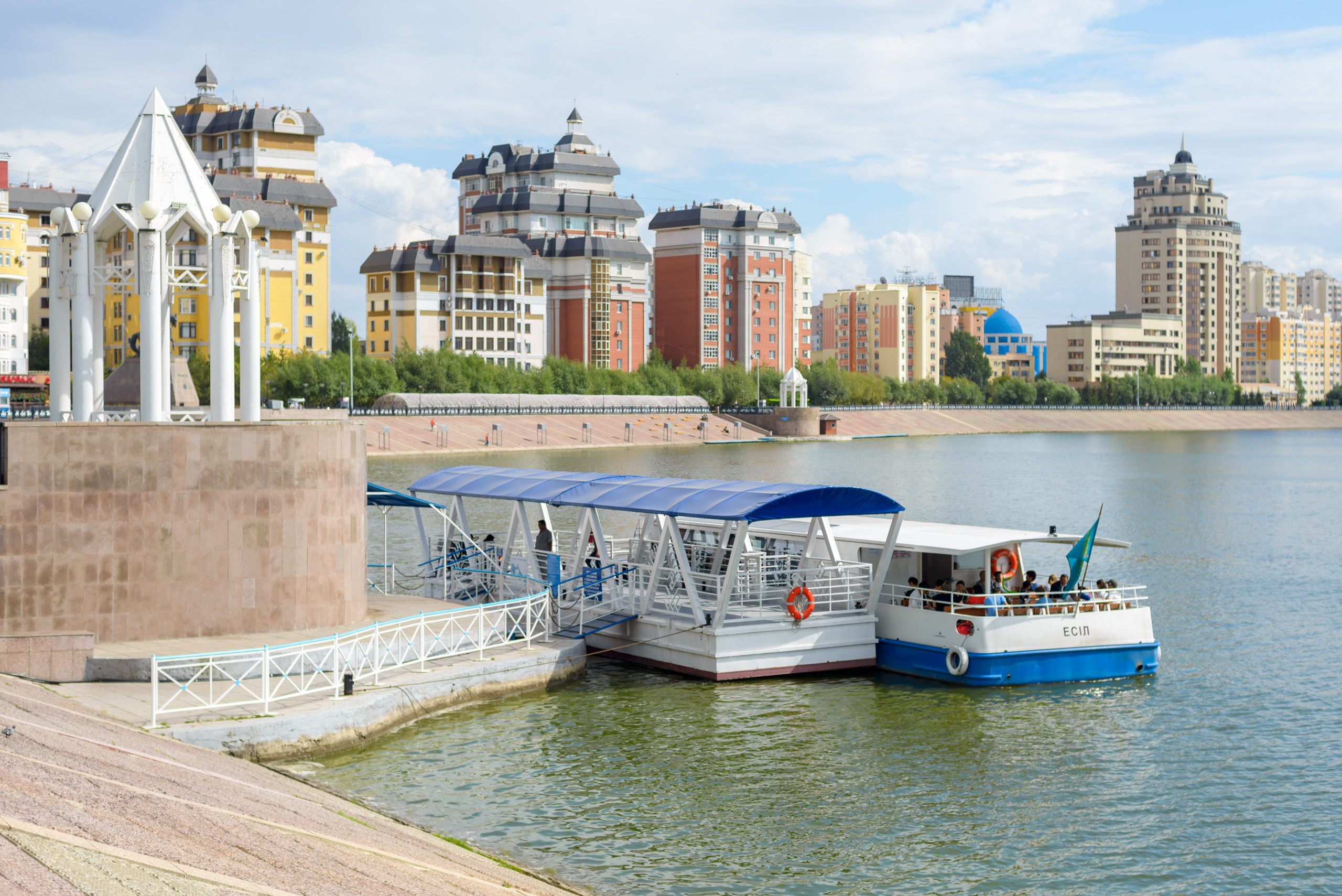 ДОСТОПРИМЕЧАТЕЛЬНОСТИ СТОЛИЦЫ. Фотограф-дизайнер Лейла Кабди
