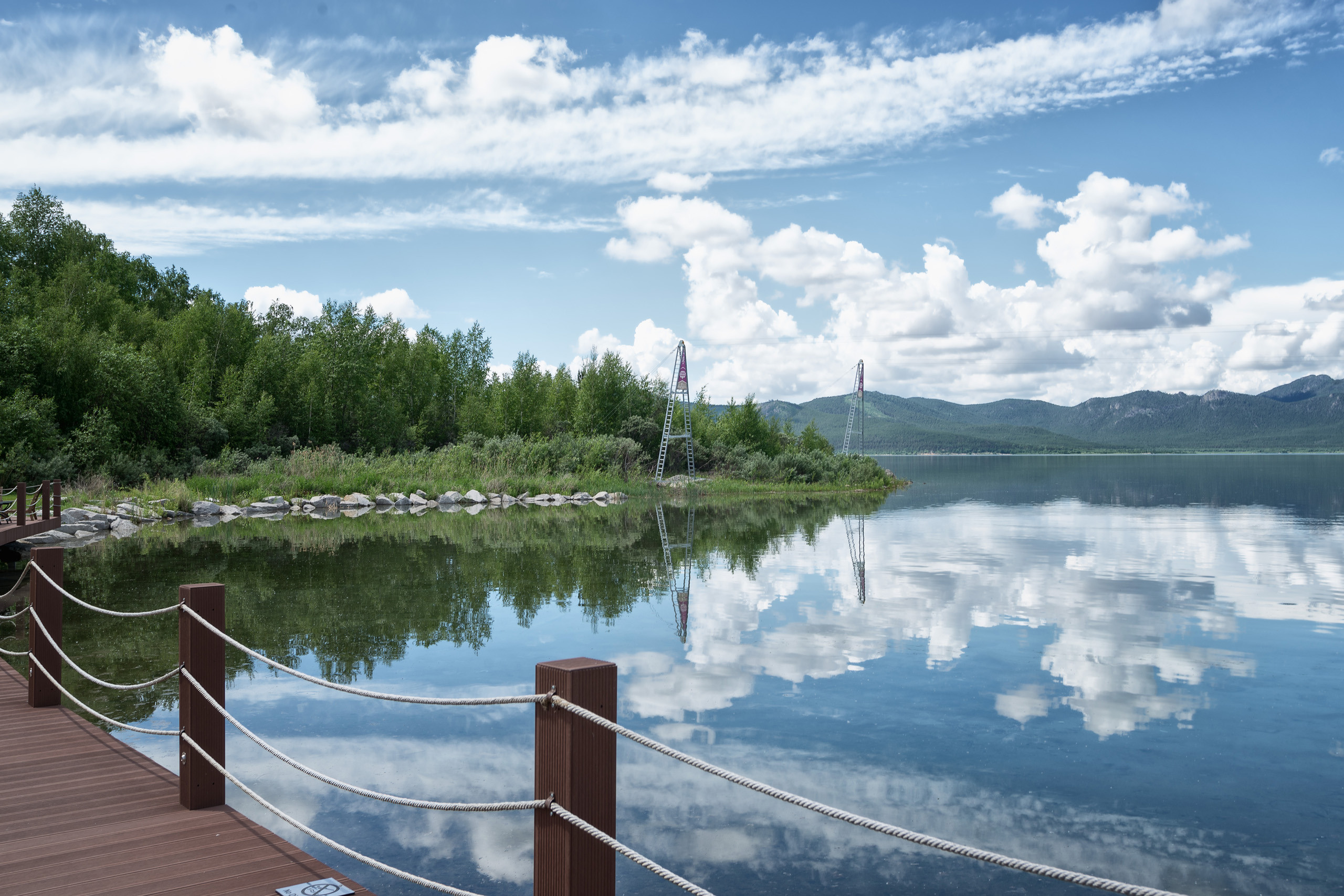 Экстерьерная съемка у озера ЩУЧЬЕ (RIXOS BOROVOE). Фотограф-дизайнер Лейла Кабди