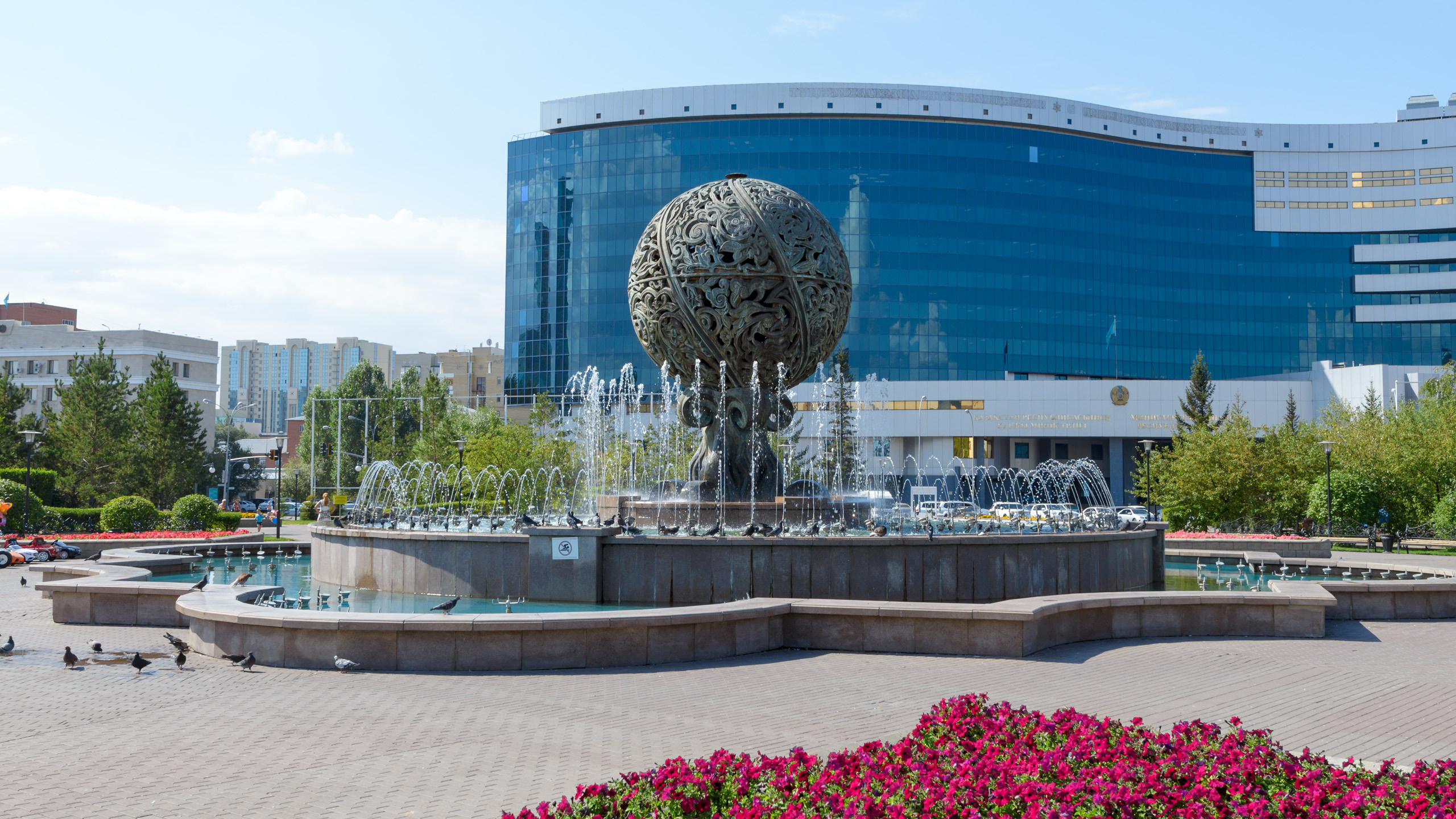 ДОСТОПРИМЕЧАТЕЛЬНОСТИ СТОЛИЦЫ. Фотограф-дизайнер Лейла Кабди