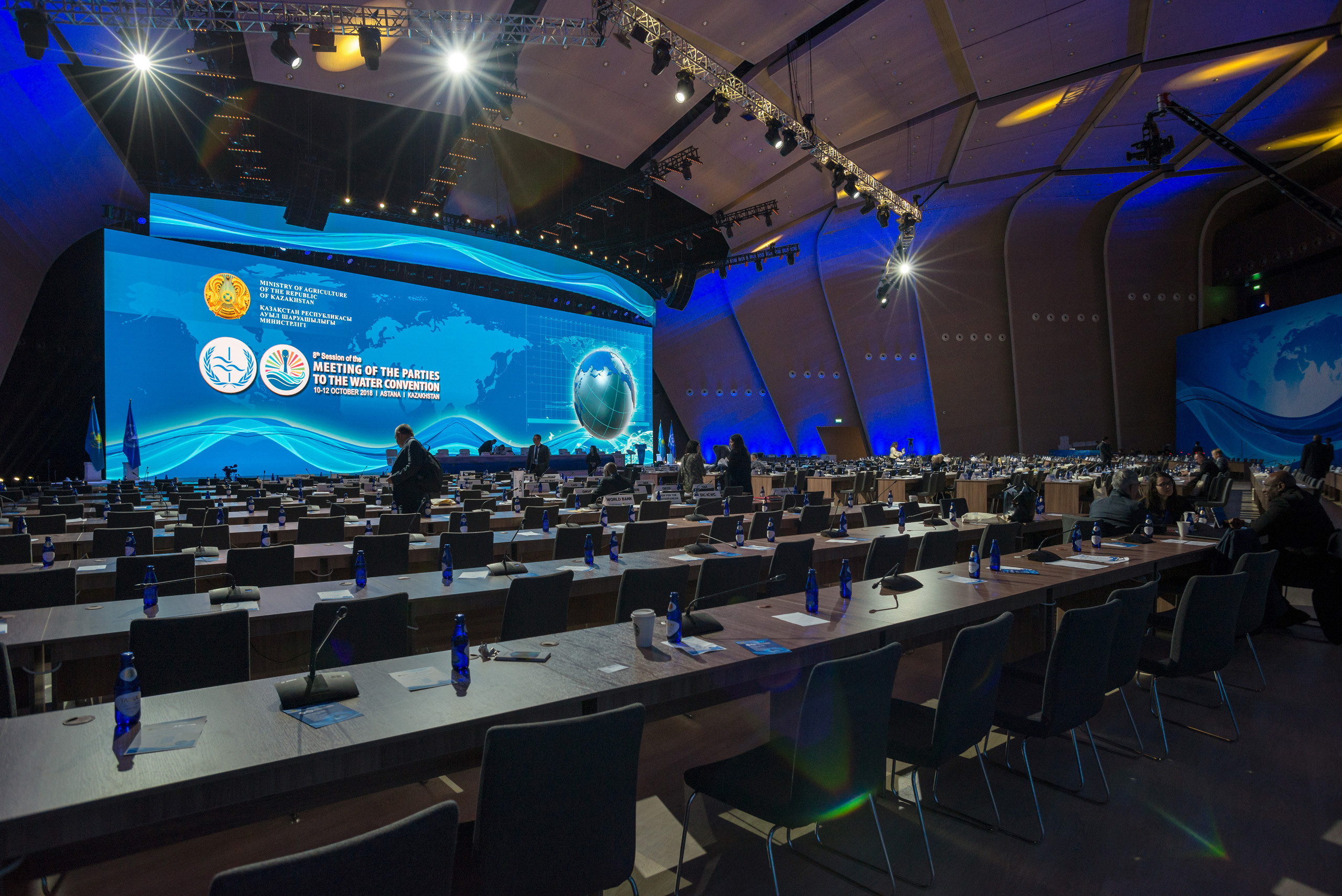Репортажная съемка сессии ООН в Астане по проблемам воды. Фотограф-дизайнер Лейла Кабди