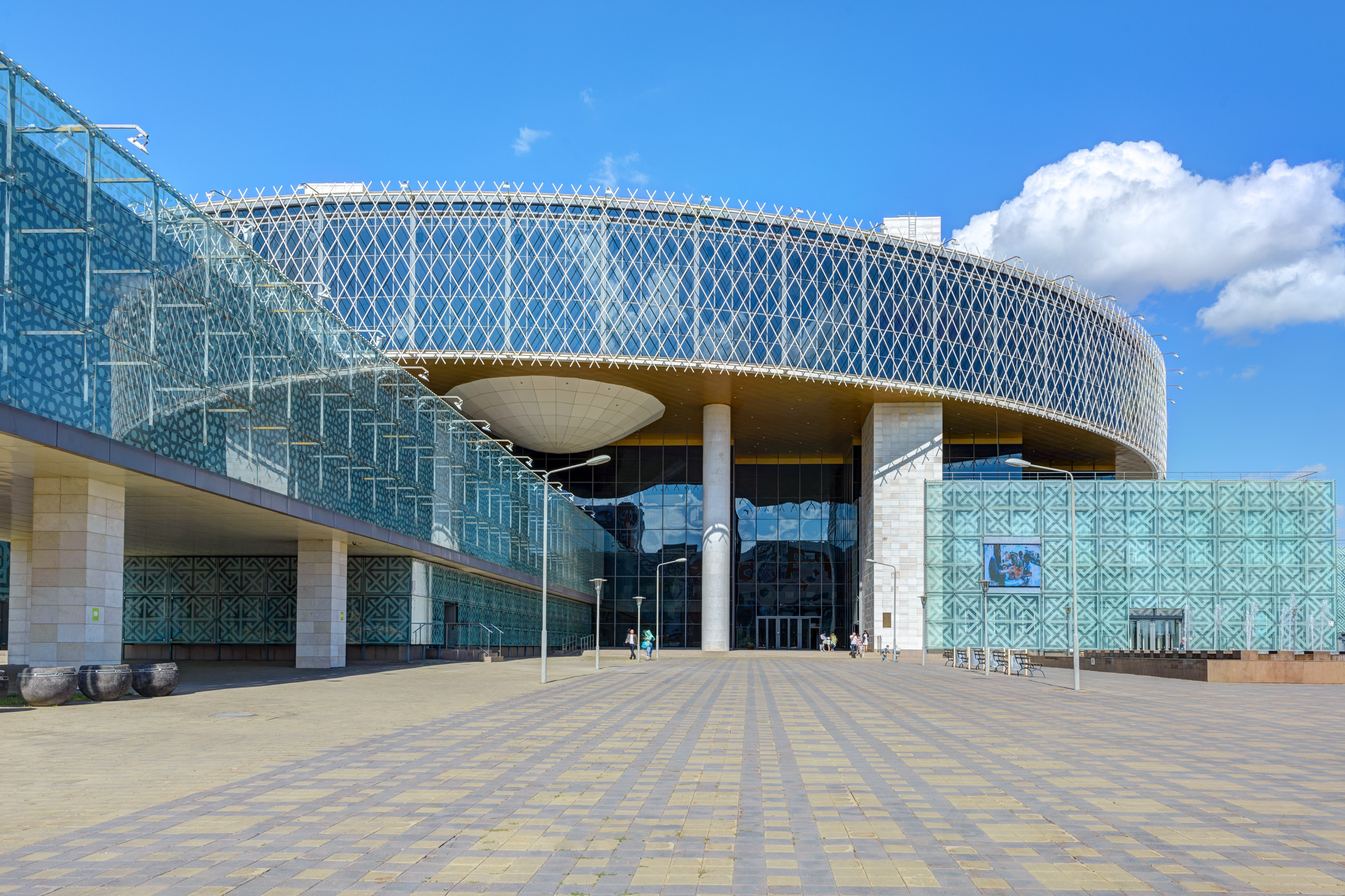 ДОСТОПРИМЕЧАТЕЛЬНОСТИ СТОЛИЦЫ. Фотограф-дизайнер Лейла Кабди