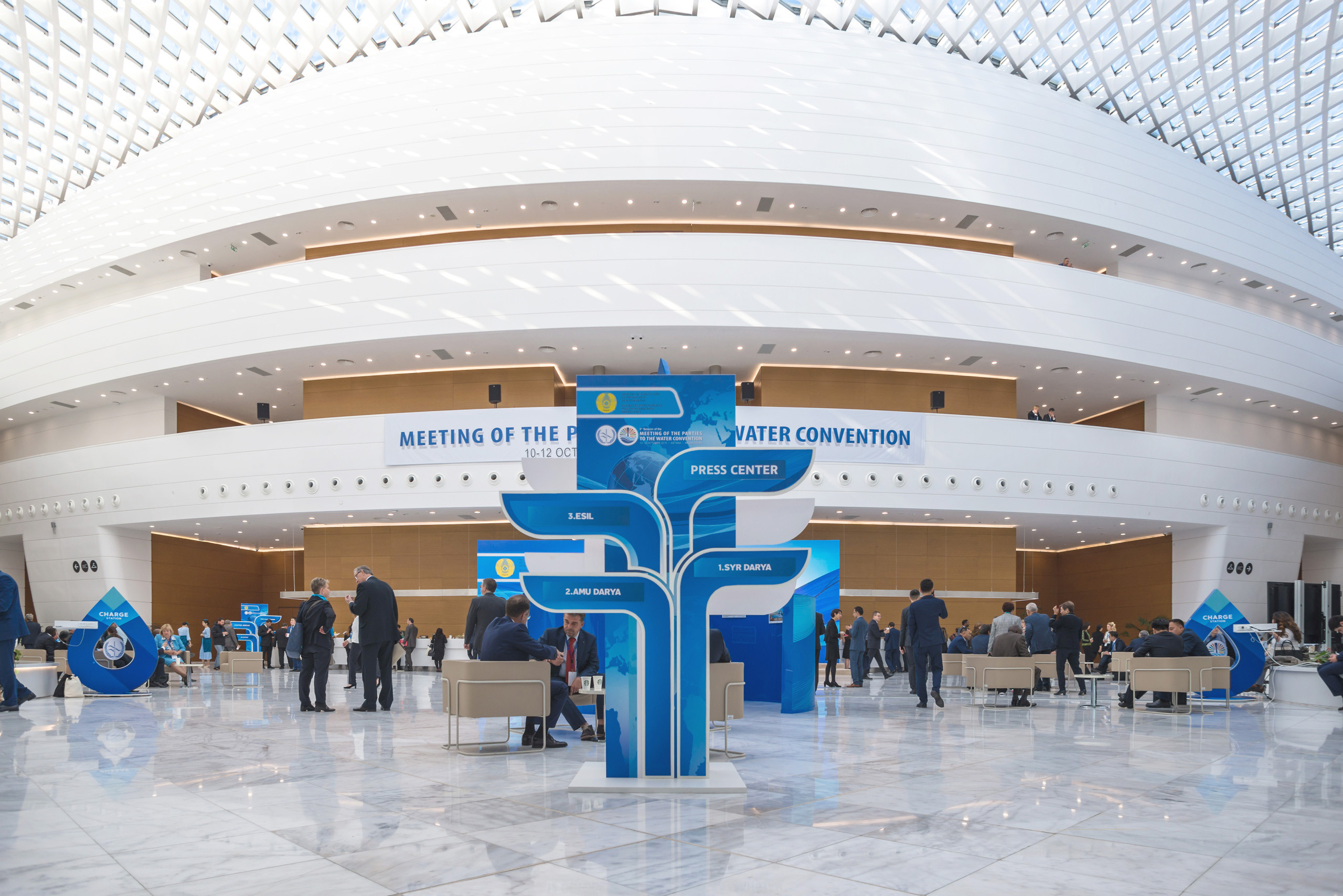 Репортажная съемка сессии ООН в Астане по проблемам воды. Фотограф-дизайнер Лейла Кабди