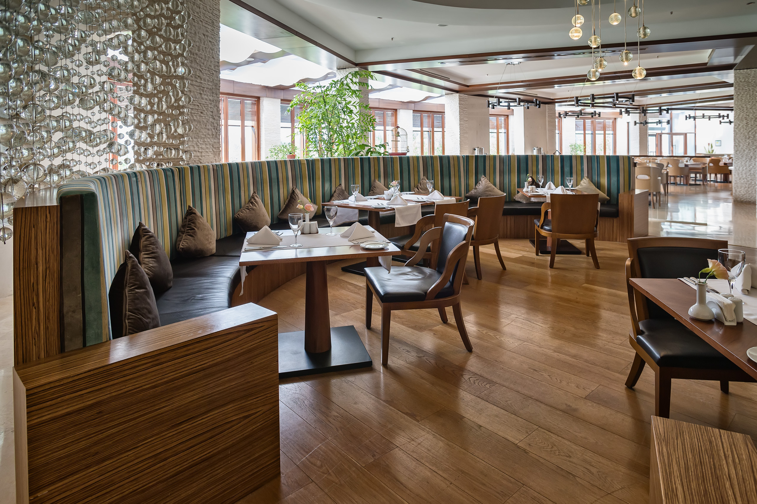 Интерьерная съемка ресторанов RIXOS BOROVOE. Фотограф-дизайнер Лейла Кабди