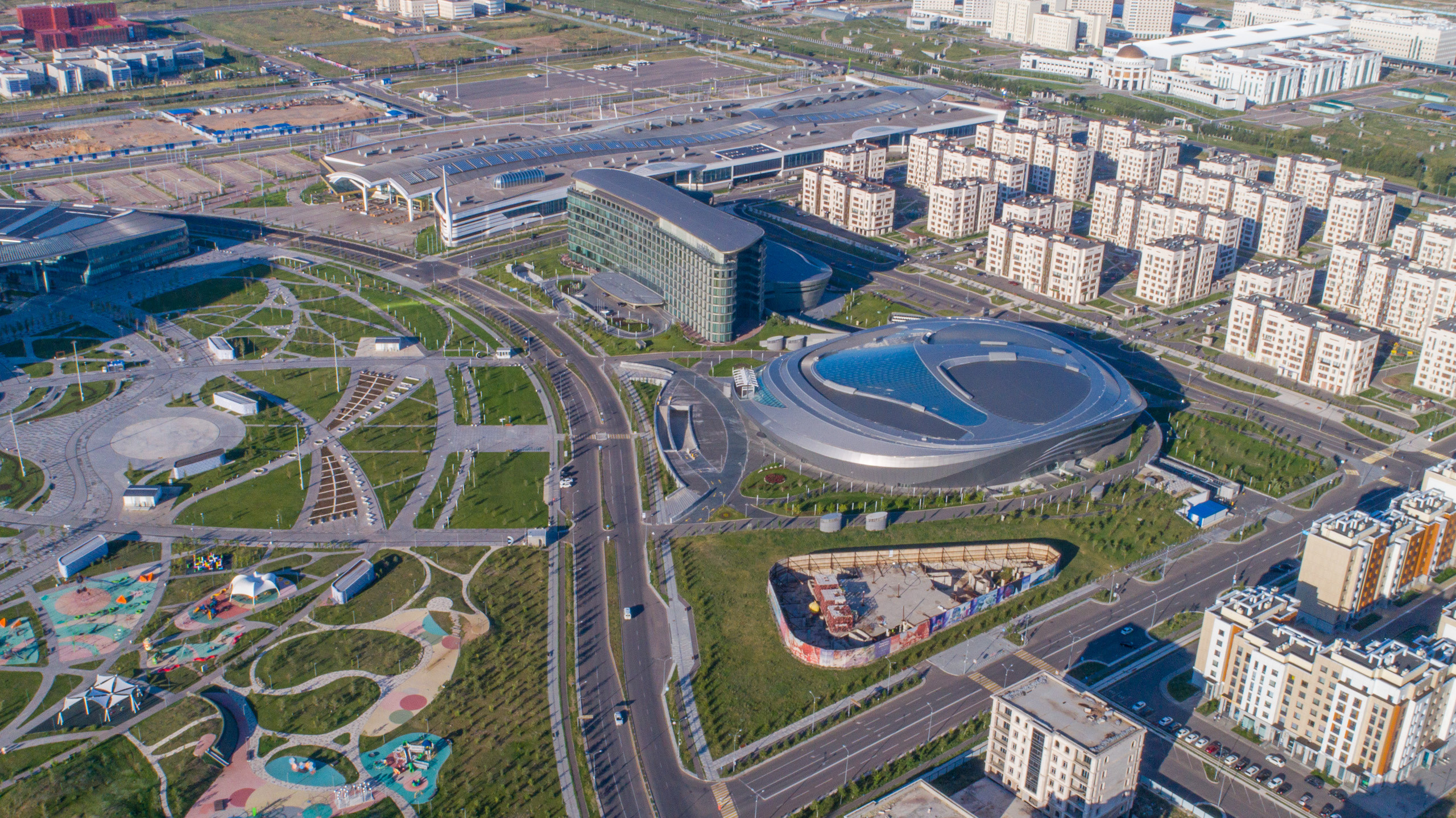 Съемка территории ВЦ ЭКСПО. Фотограф-дизайнер Лейла Кабди