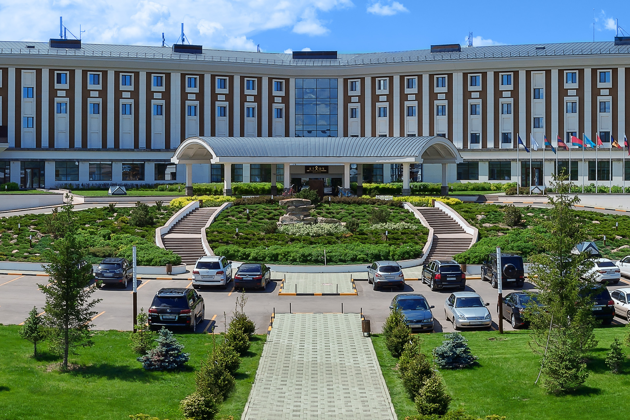 Архитектура отеля RIXOS BOROVOE. Фотограф-дизайнер Лейла Кабди