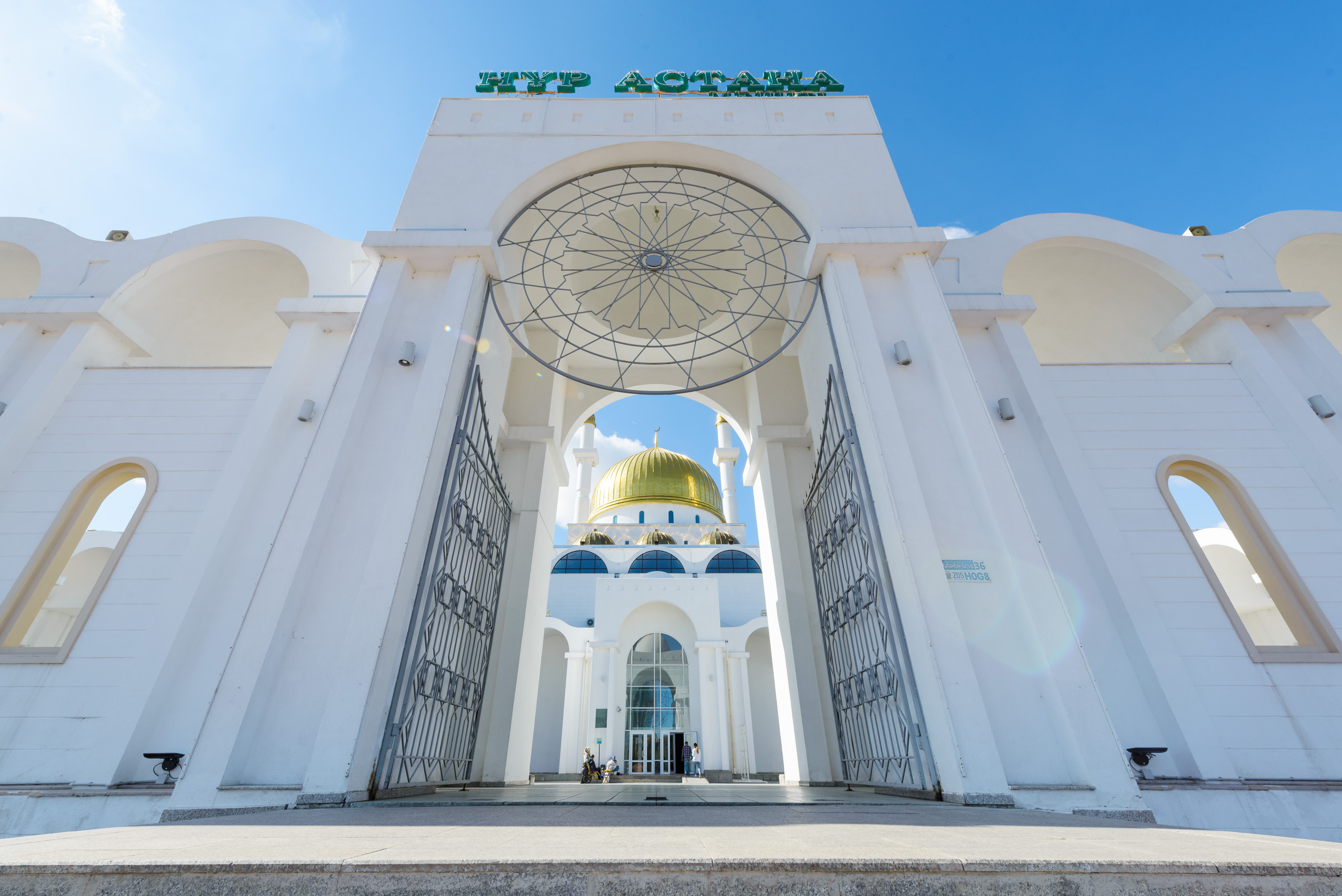 ДОСТОПРИМЕЧАТЕЛЬНОСТИ СТОЛИЦЫ. Фотограф-дизайнер Лейла Кабди