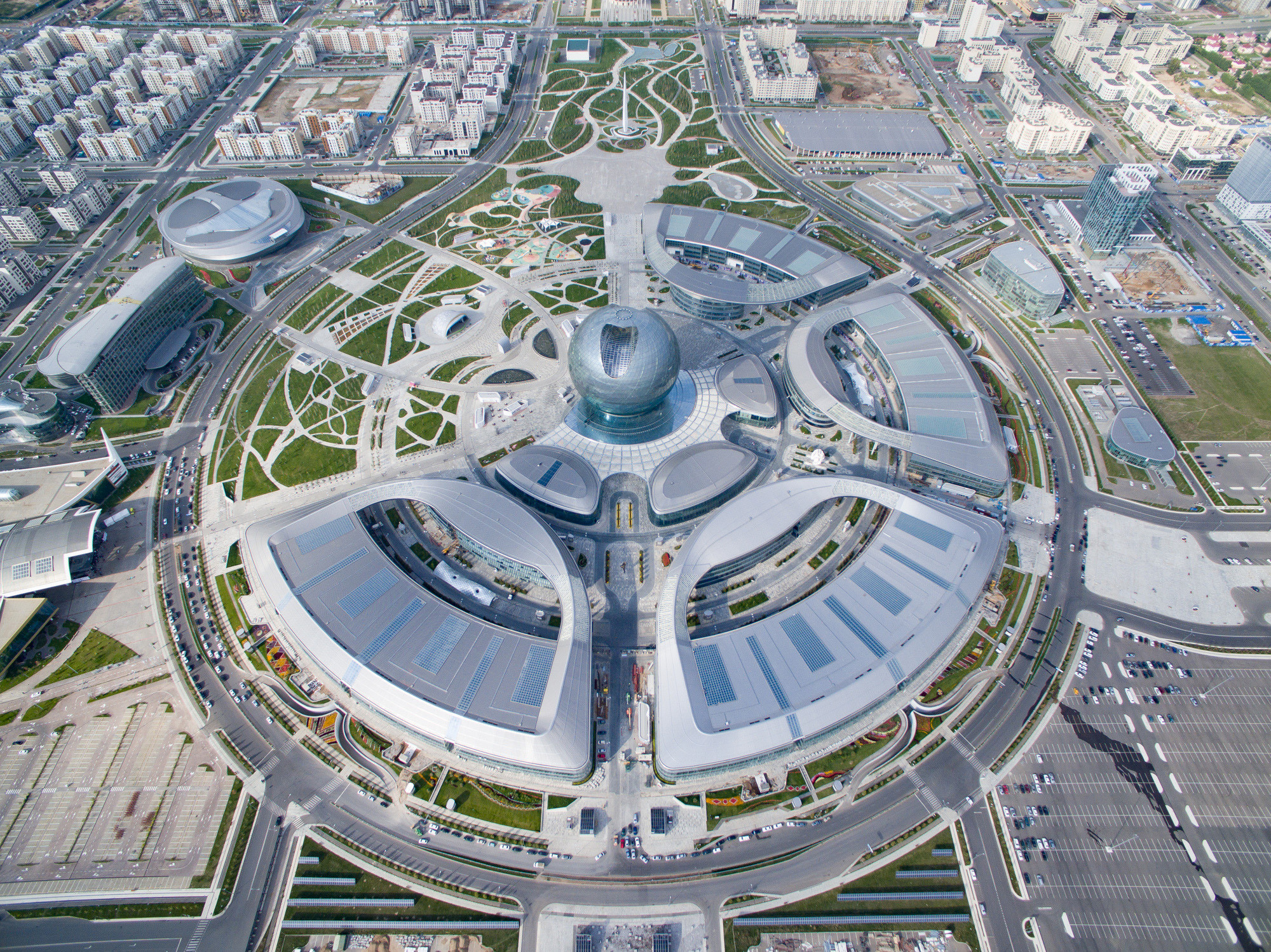 Съемка территории ВЦ ЭКСПО. Фотограф-дизайнер Лейла Кабди