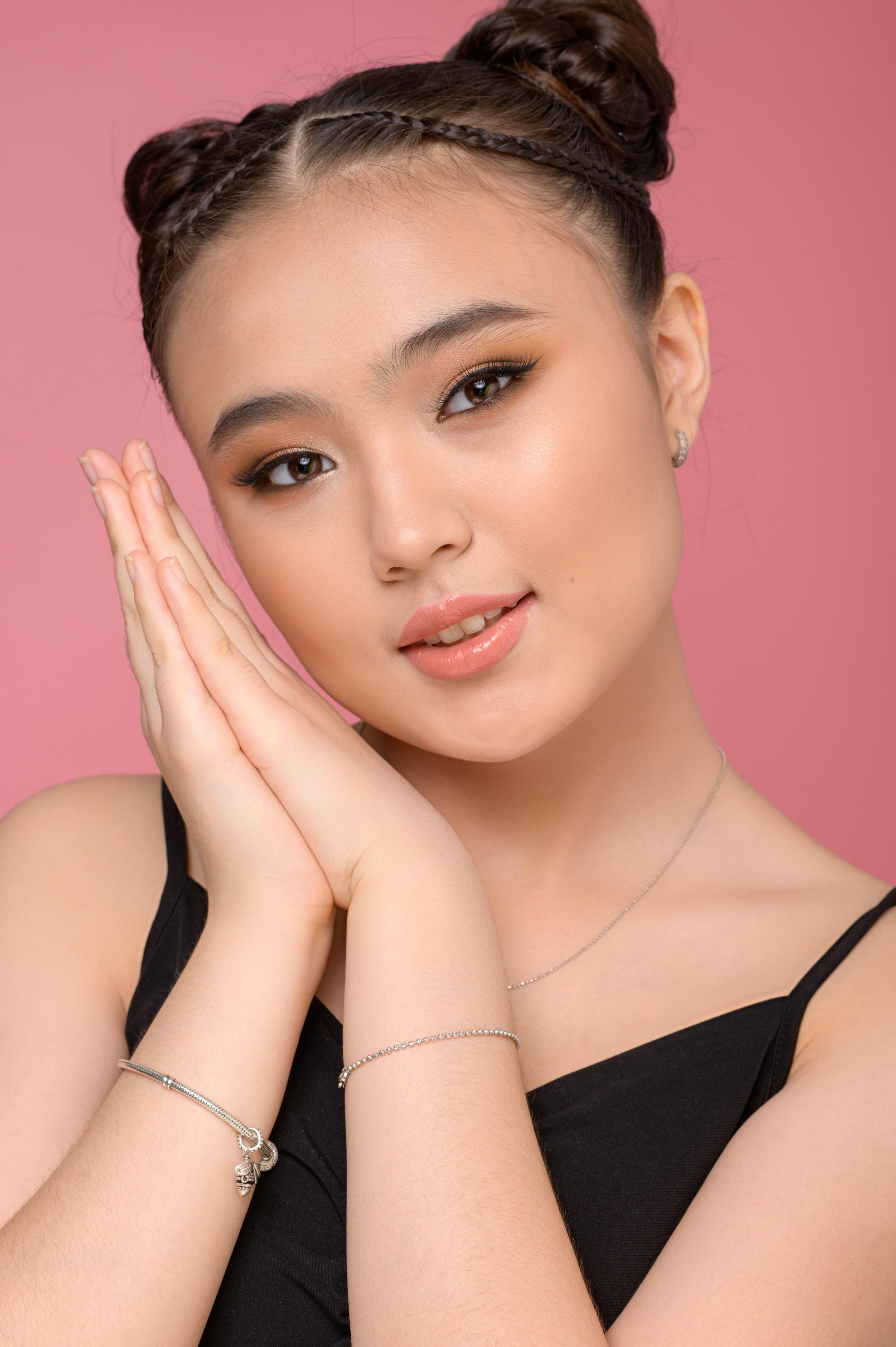 Фотограф Лейла Кабди. Съемка на циклораме и бьюти-съемка. Фотограф-дизайнер Лейла Кабди