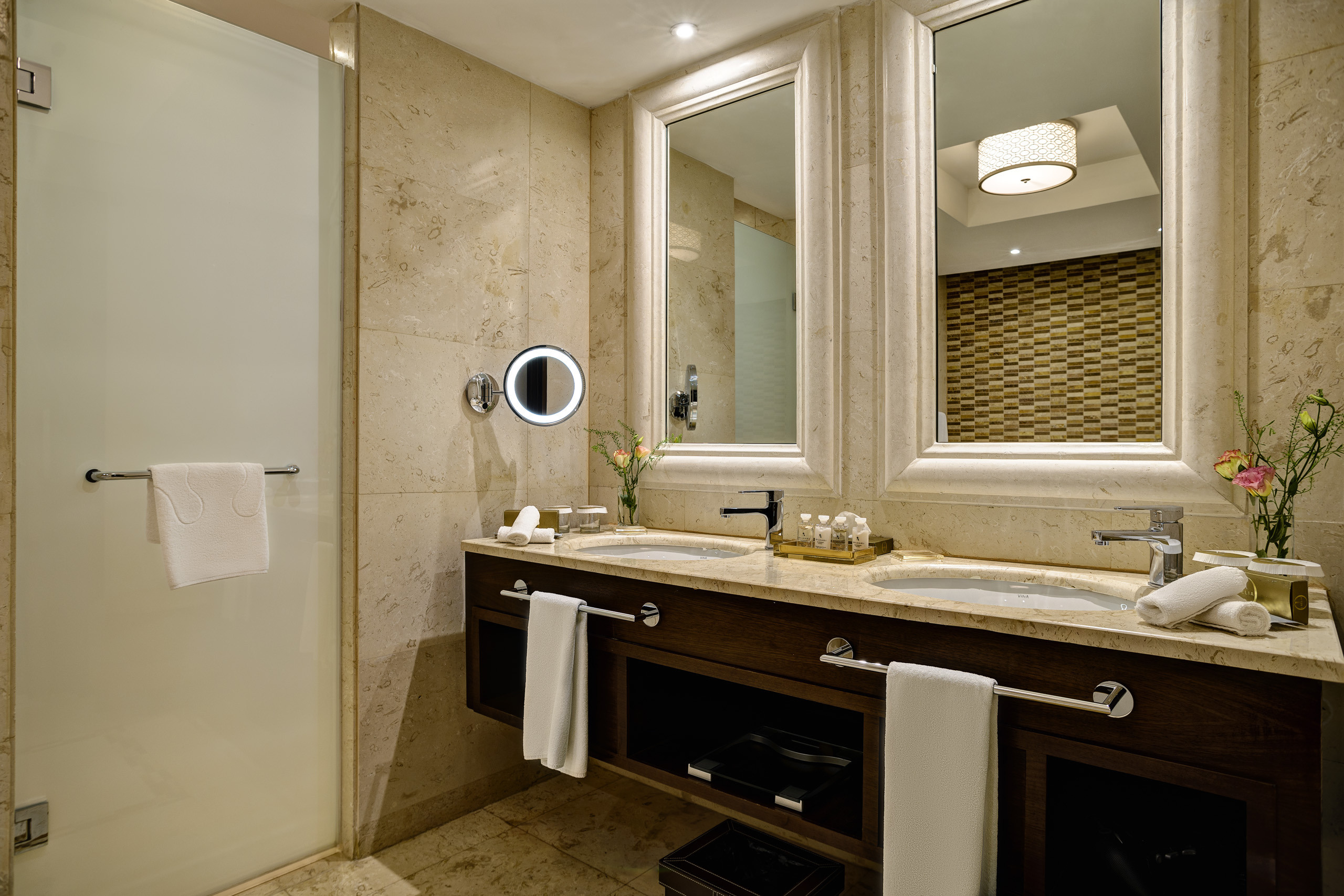 Интерьерная съемка номеров RIXOS BOROVOE. Фотограф-дизайнер Лейла Кабди