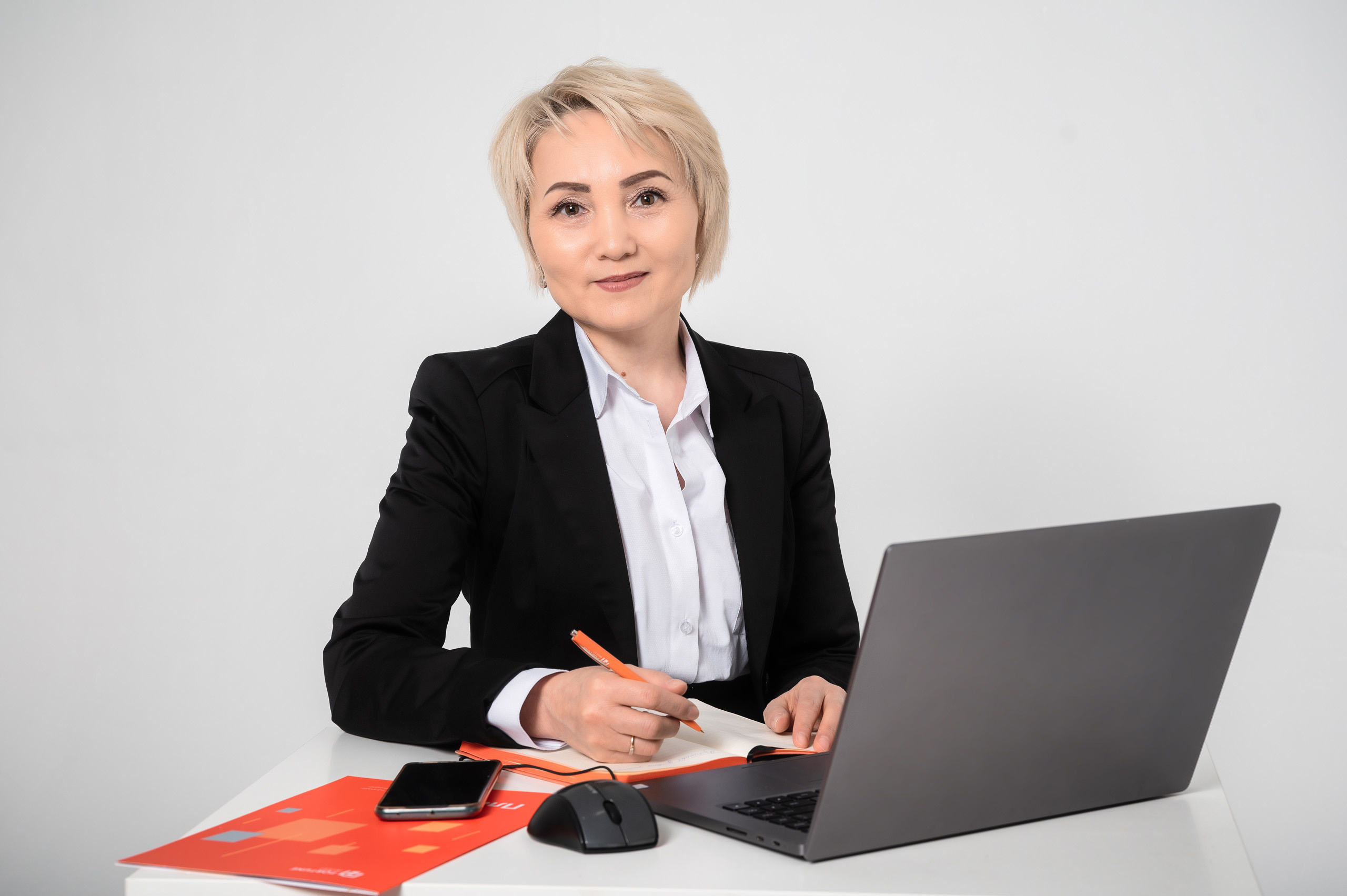 Ляззат, Портретная сессия. Фотограф-дизайнер Лейла Кабди