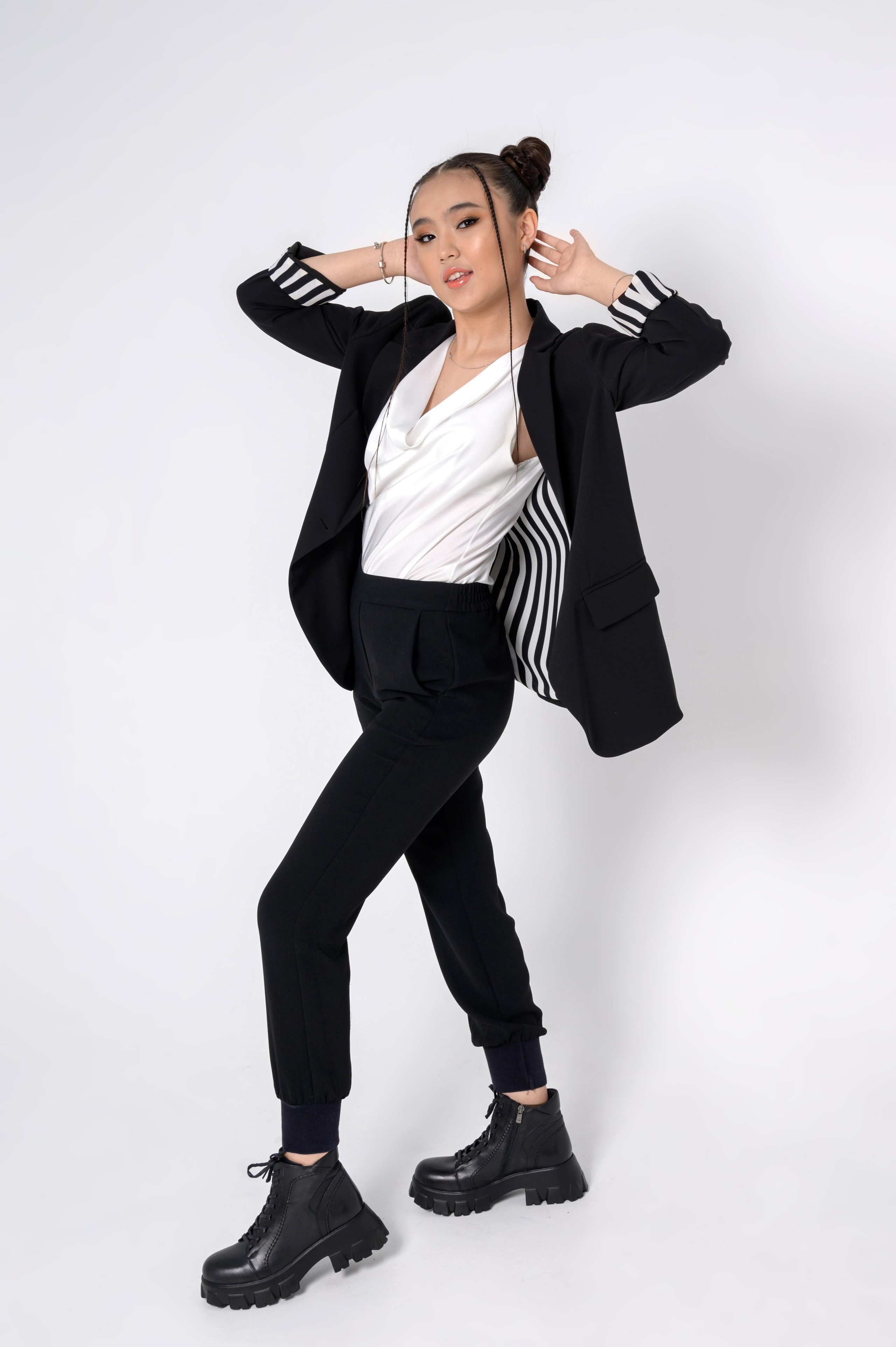 Фотограф Лейла Кабди. Съемка на циклораме и бьюти-съемка. Фотограф-дизайнер Лейла Кабди