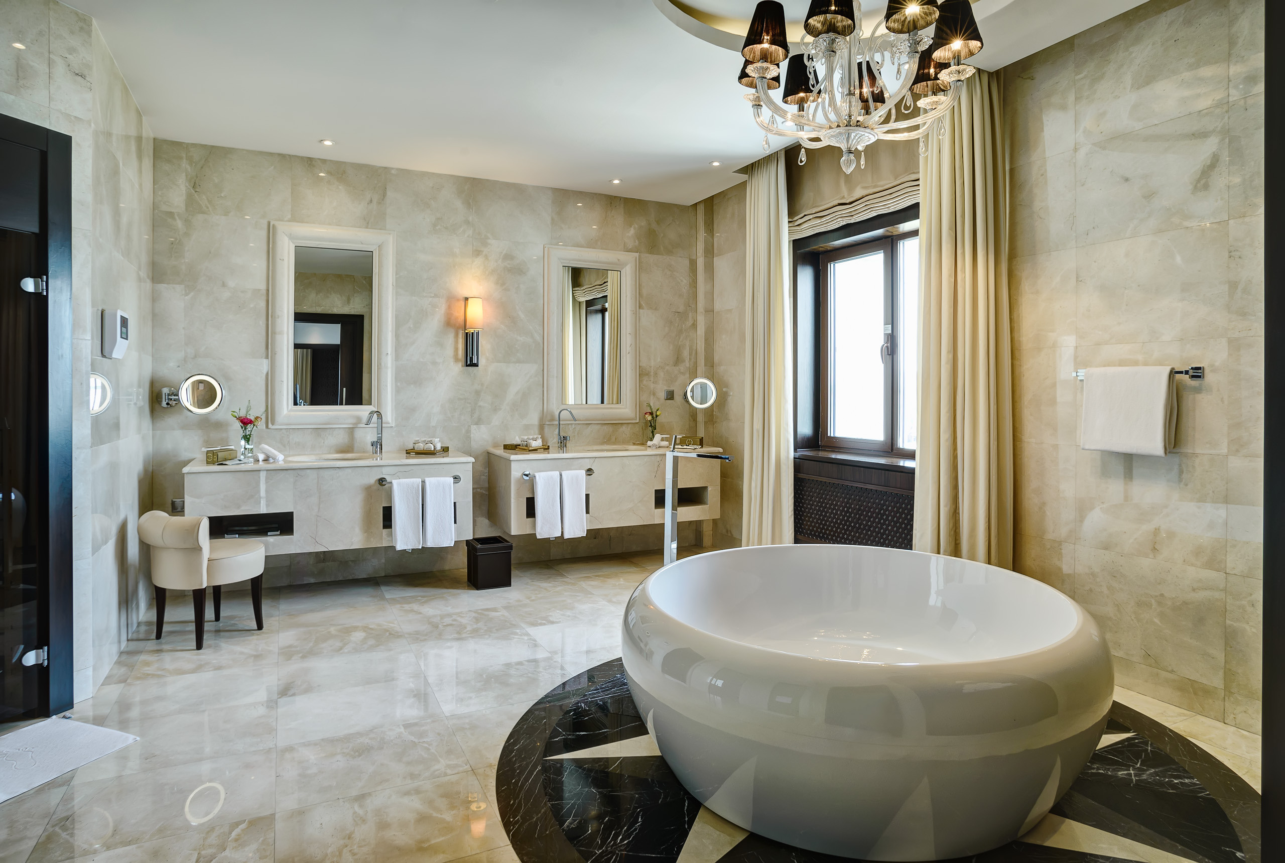 Интерьерная съемка номеров RIXOS BOROVOE. Фотограф-дизайнер Лейла Кабди