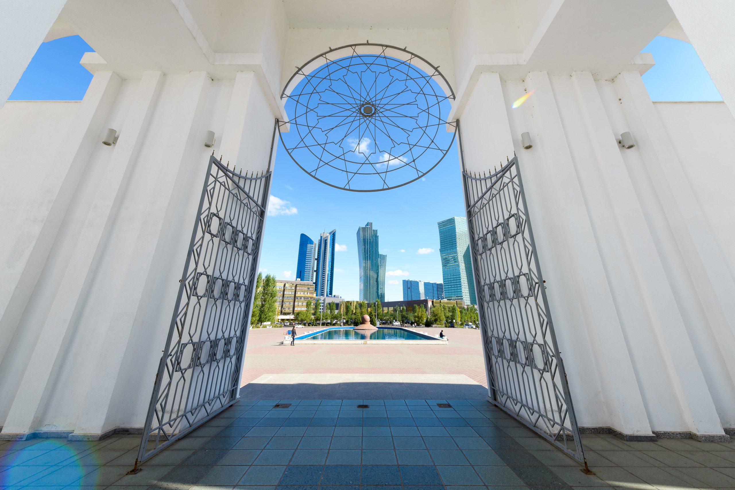 ДОСТОПРИМЕЧАТЕЛЬНОСТИ СТОЛИЦЫ. Фотограф-дизайнер Лейла Кабди