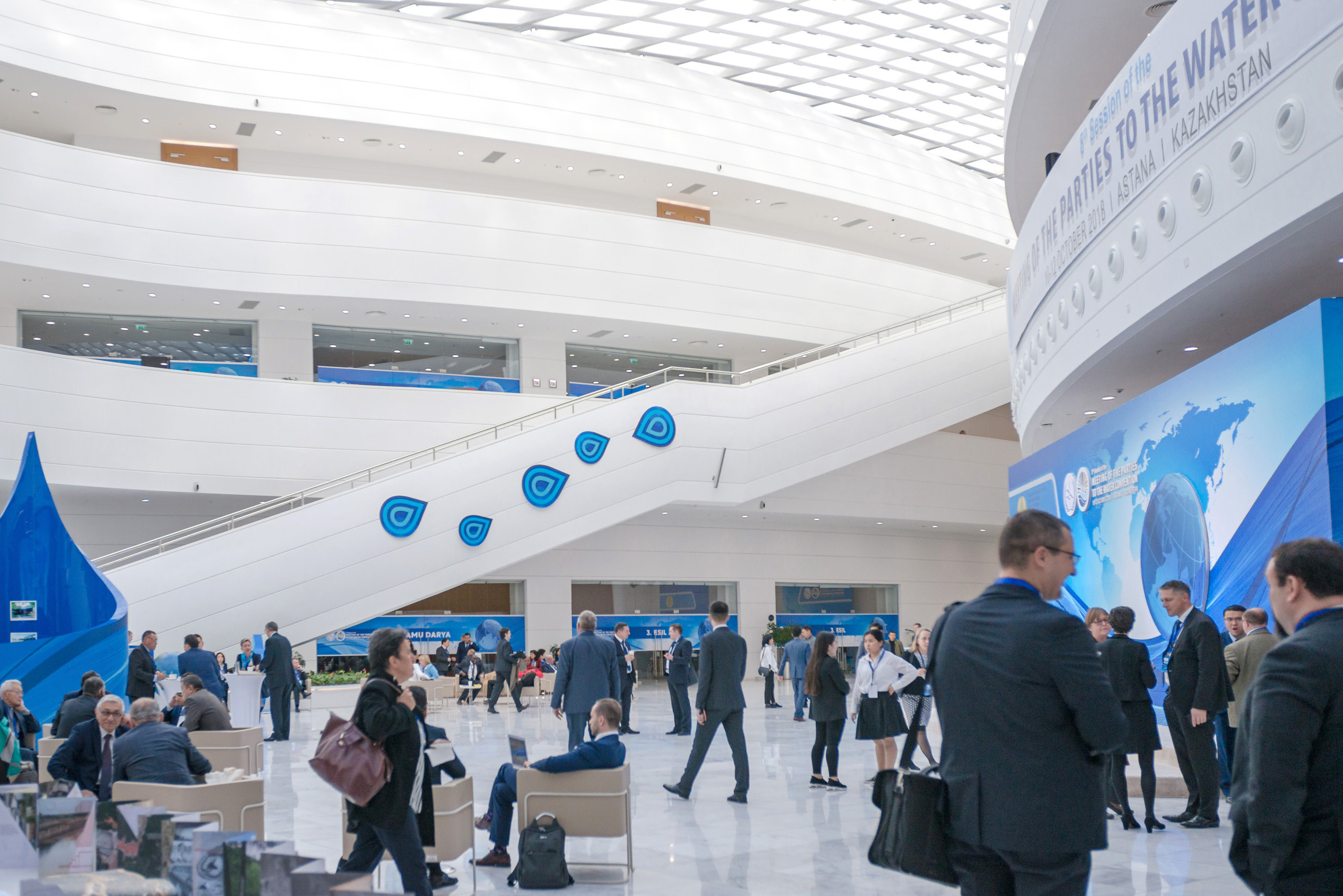 Репортажная съемка сессии ООН в Астане по проблемам воды. Фотограф-дизайнер Лейла Кабди