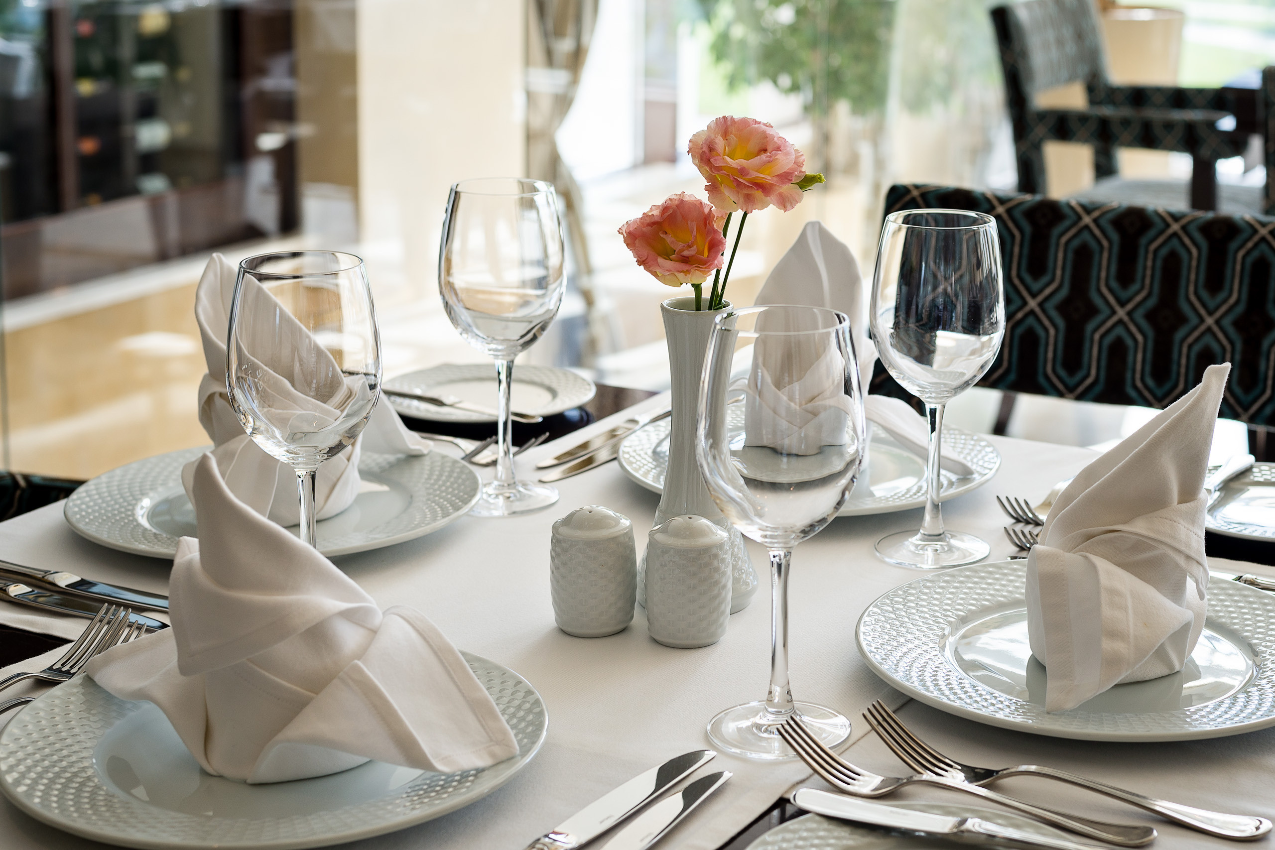 Интерьерная съемка ресторанов RIXOS BOROVOE. Фотограф-дизайнер Лейла Кабди