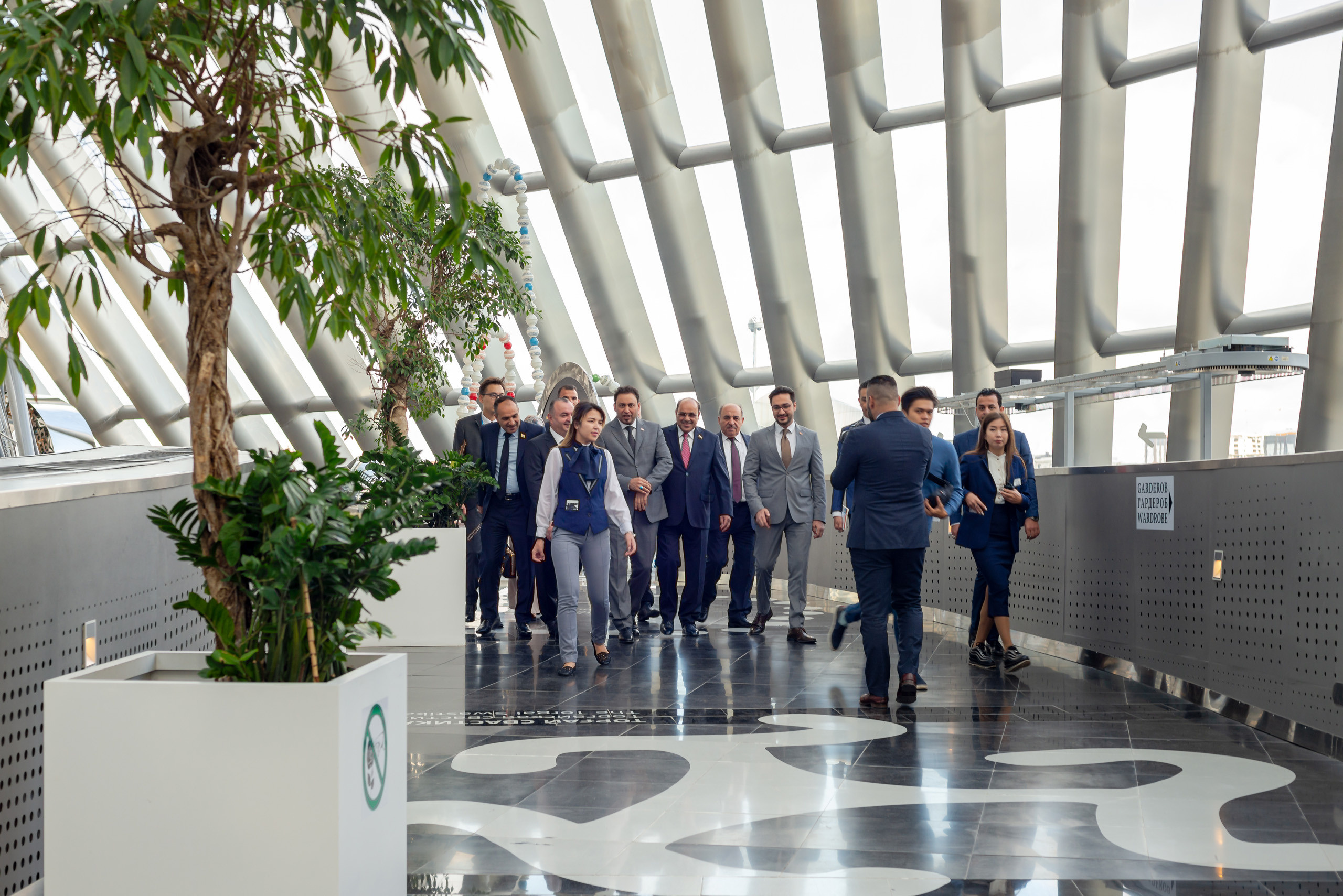 Репортажная съемка посещения Парламентариями стран мира МУЗЕЯ НУР АЛЕМ. Фотограф-дизайнер Лейла Кабди