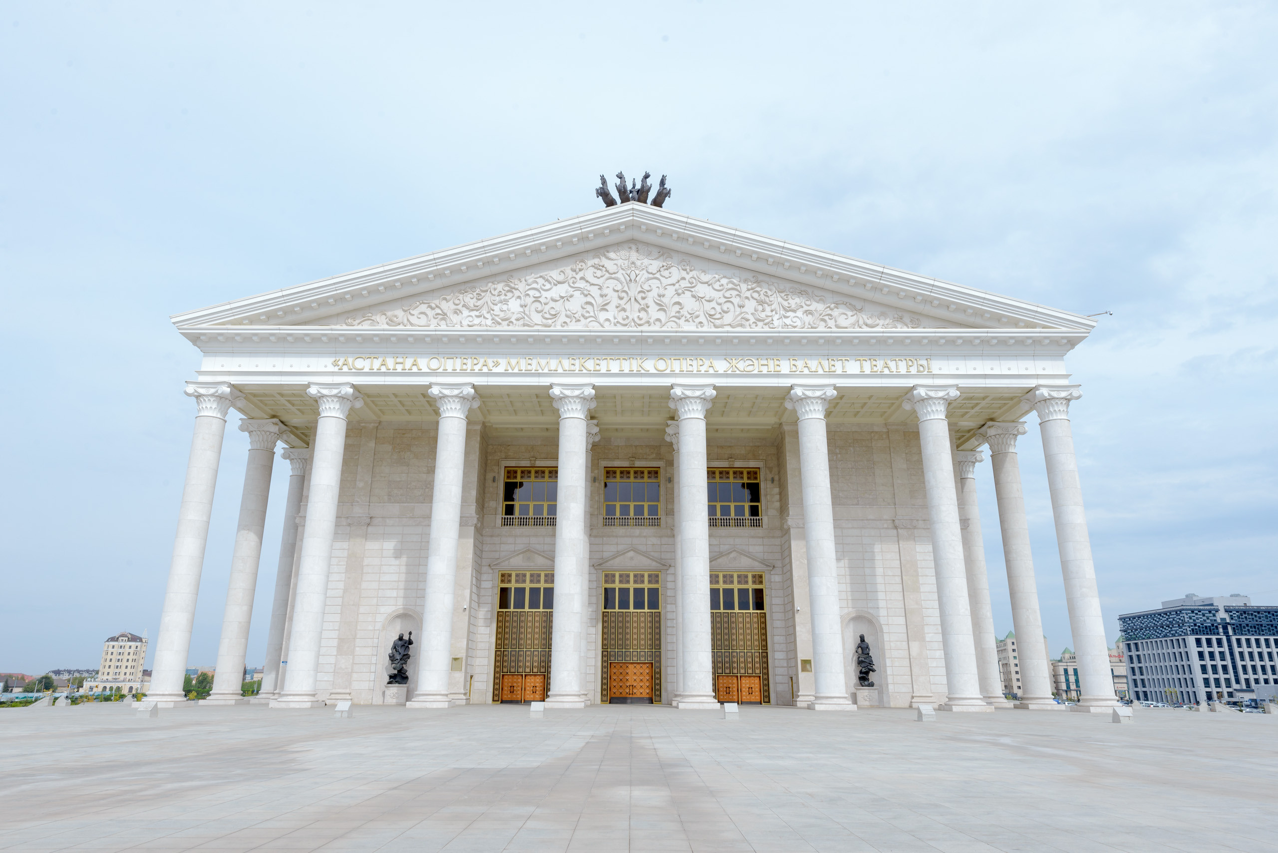 ДОСТОПРИМЕЧАТЕЛЬНОСТИ СТОЛИЦЫ. Фотограф-дизайнер Лейла Кабди