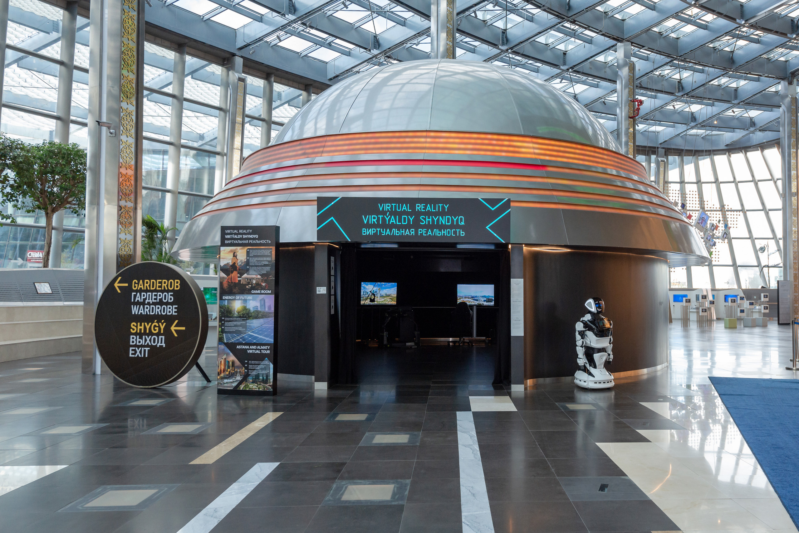 Репортажная съемка посещения Парламентариями стран мира МУЗЕЯ НУР АЛЕМ. Фотограф-дизайнер Лейла Кабди