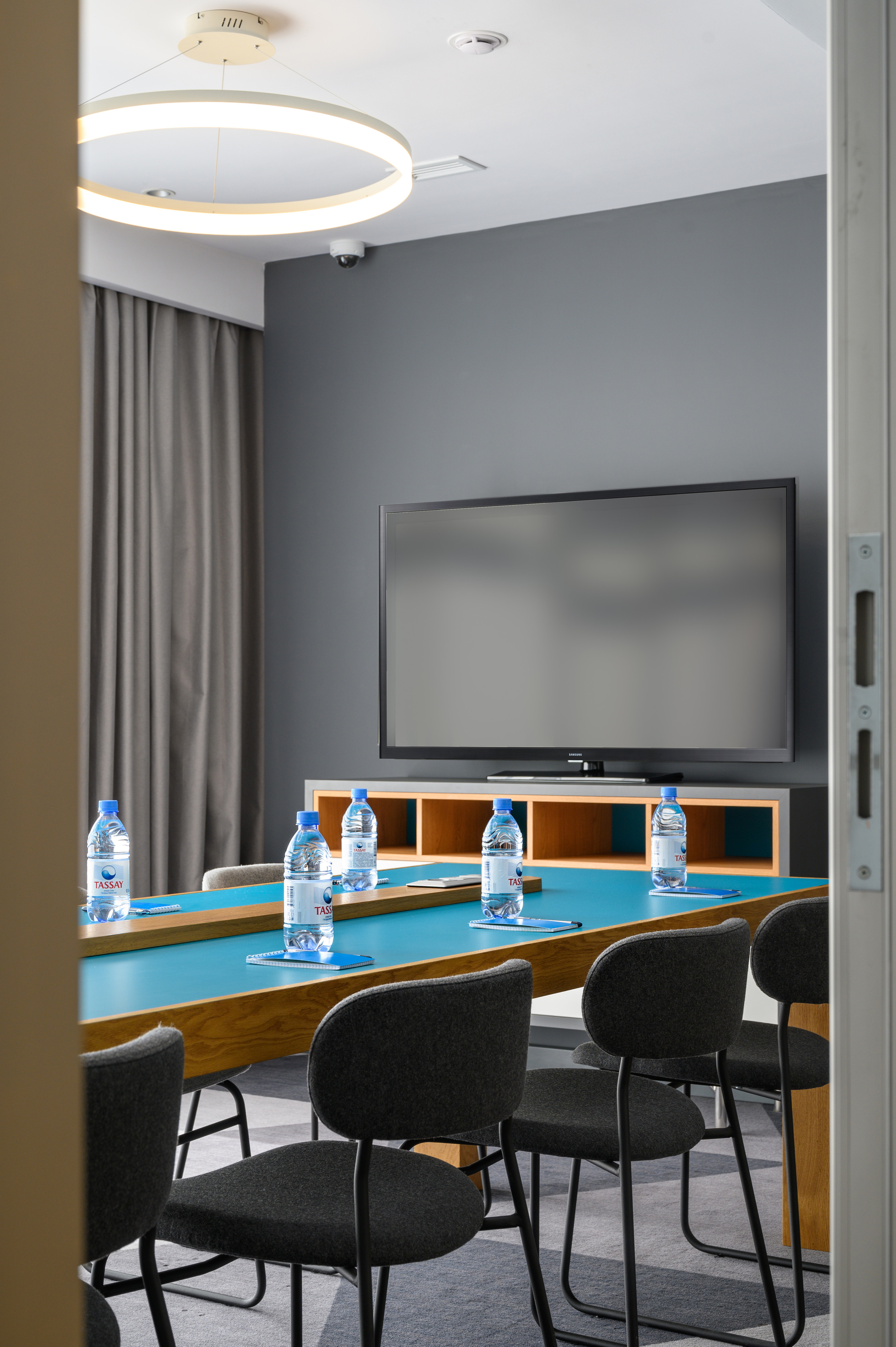 Интерьерная съемка для отеля HOLIDAY INN EXPRESS. Фотограф-дизайнер Лейла Кабди