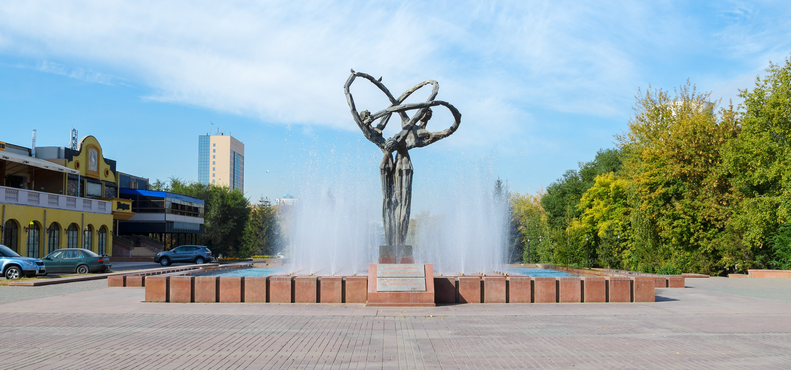 ДОСТОПРИМЕЧАТЕЛЬНОСТИ СТОЛИЦЫ. Фотограф-дизайнер Лейла Кабди