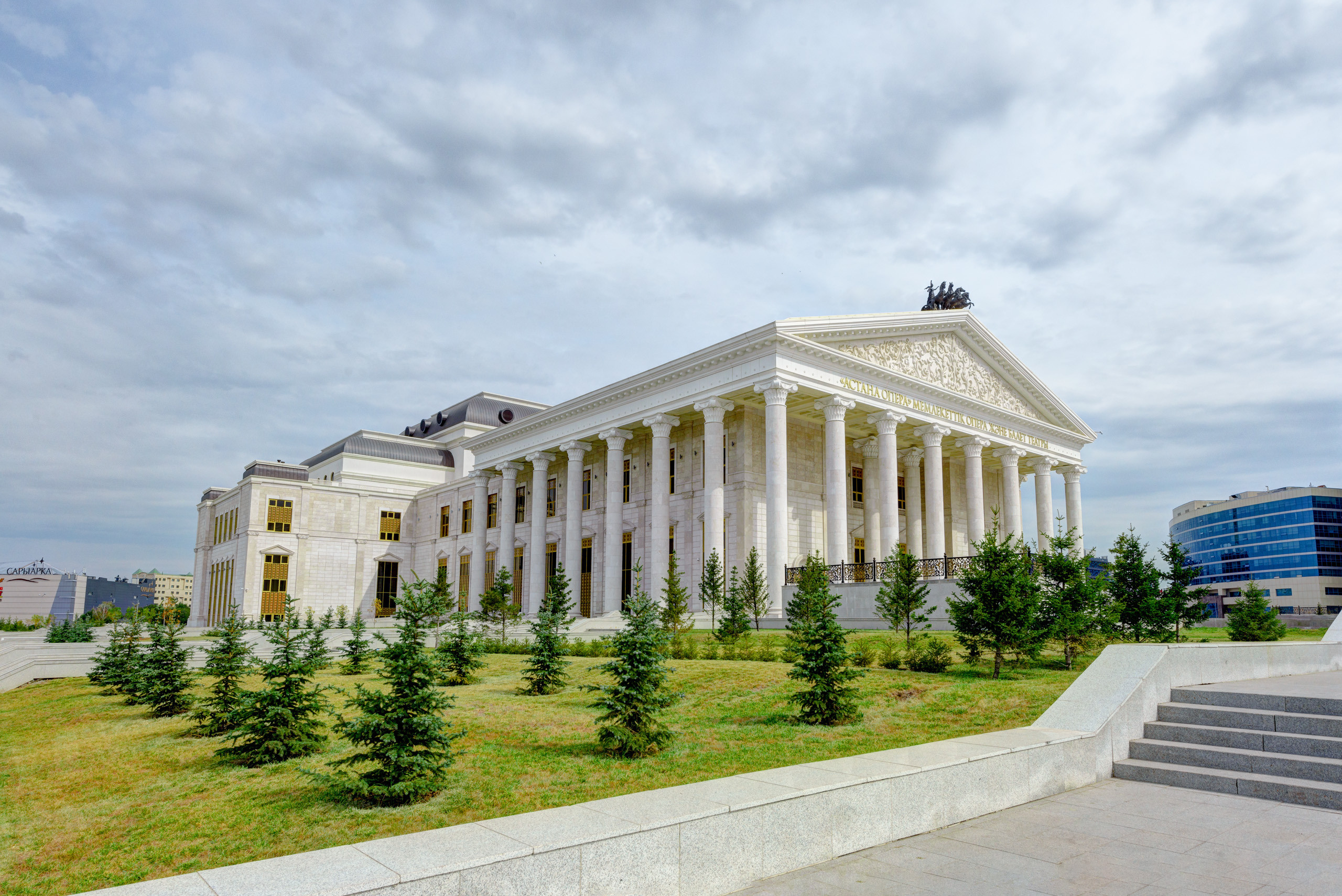 ДОСТОПРИМЕЧАТЕЛЬНОСТИ СТОЛИЦЫ. Фотограф-дизайнер Лейла Кабди