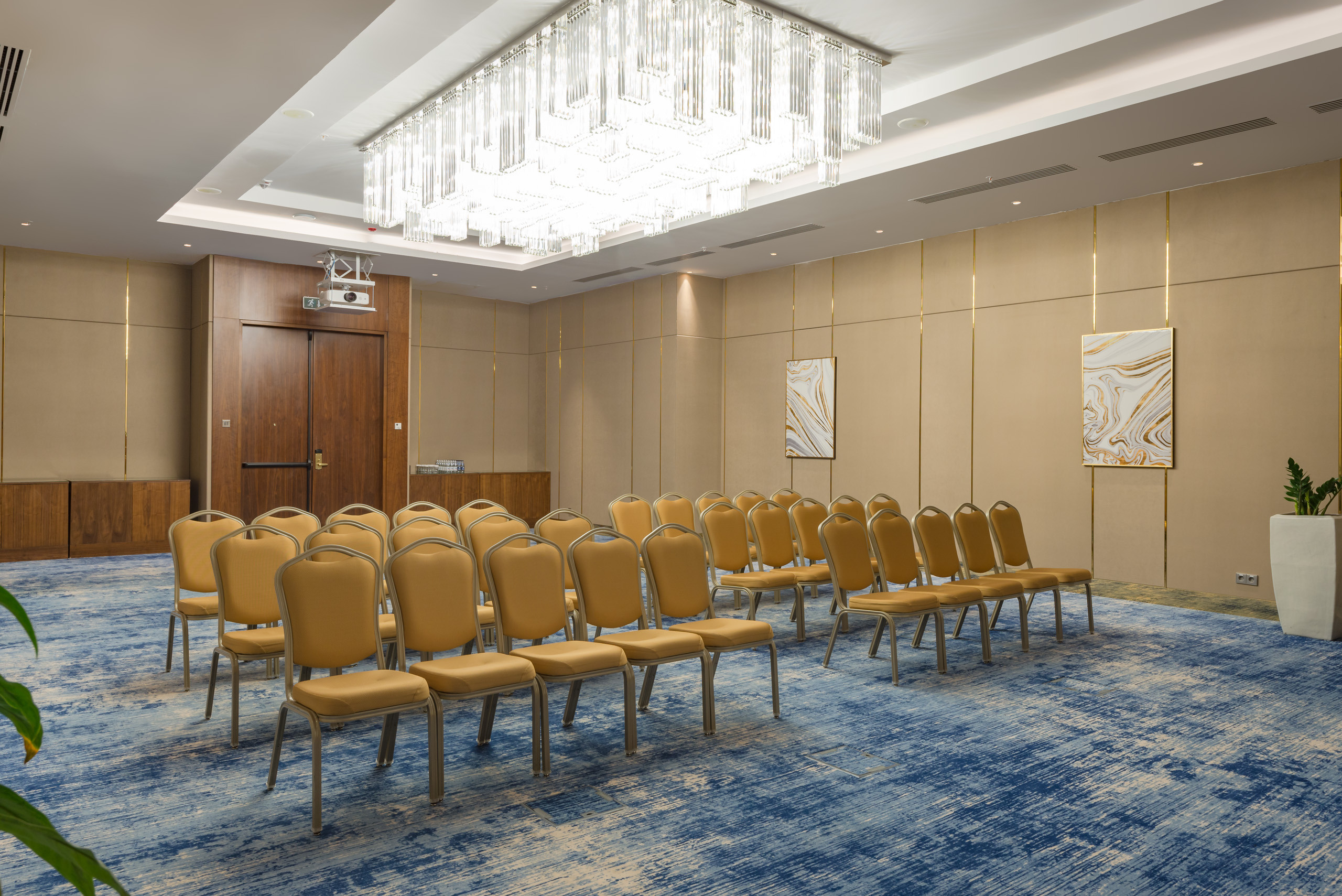 Интерьерная съемка конференц-холлов HILTON ASTANA. Фотограф-дизайнер Лейла Кабди