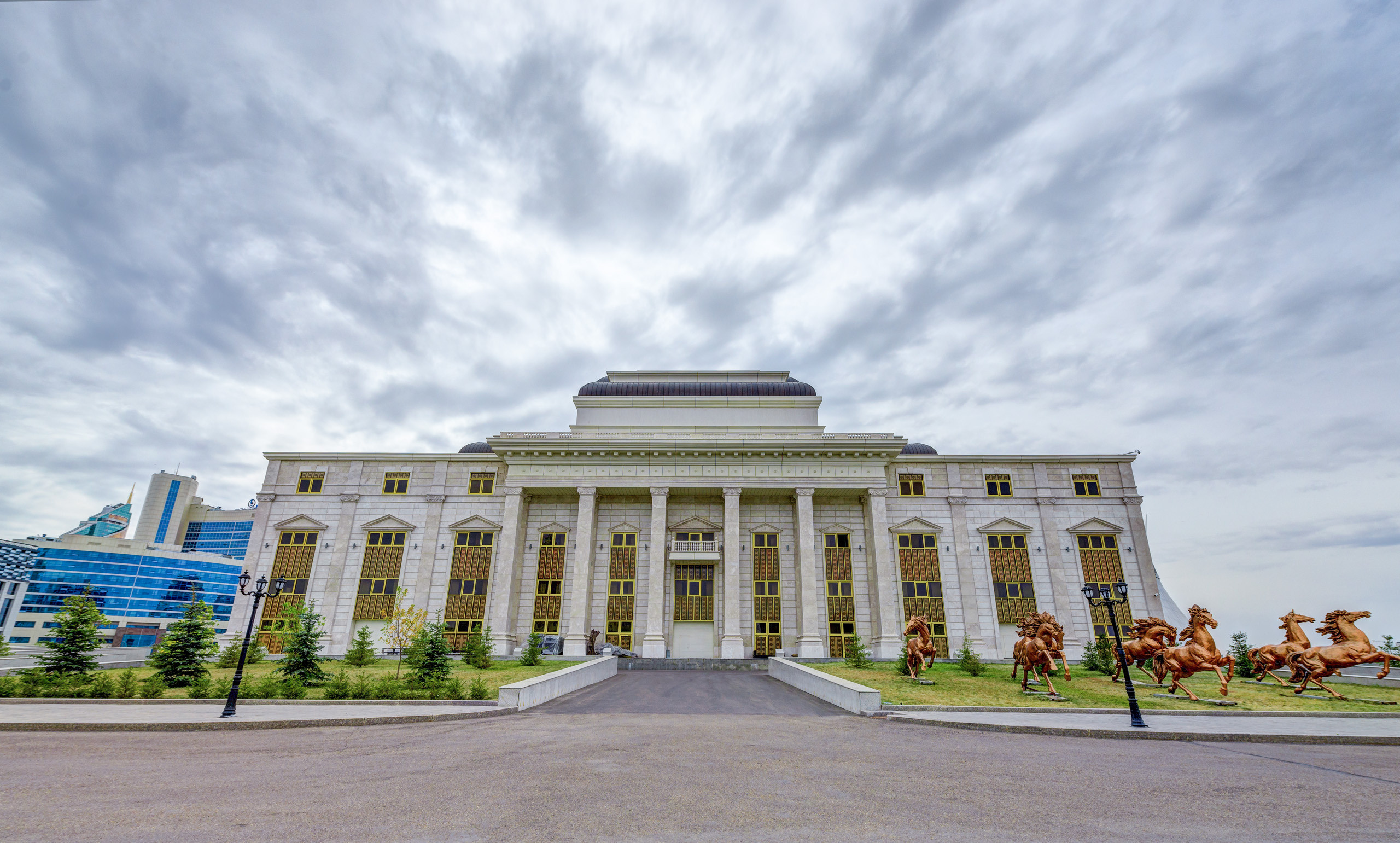 ДОСТОПРИМЕЧАТЕЛЬНОСТИ СТОЛИЦЫ. Фотограф-дизайнер Лейла Кабди