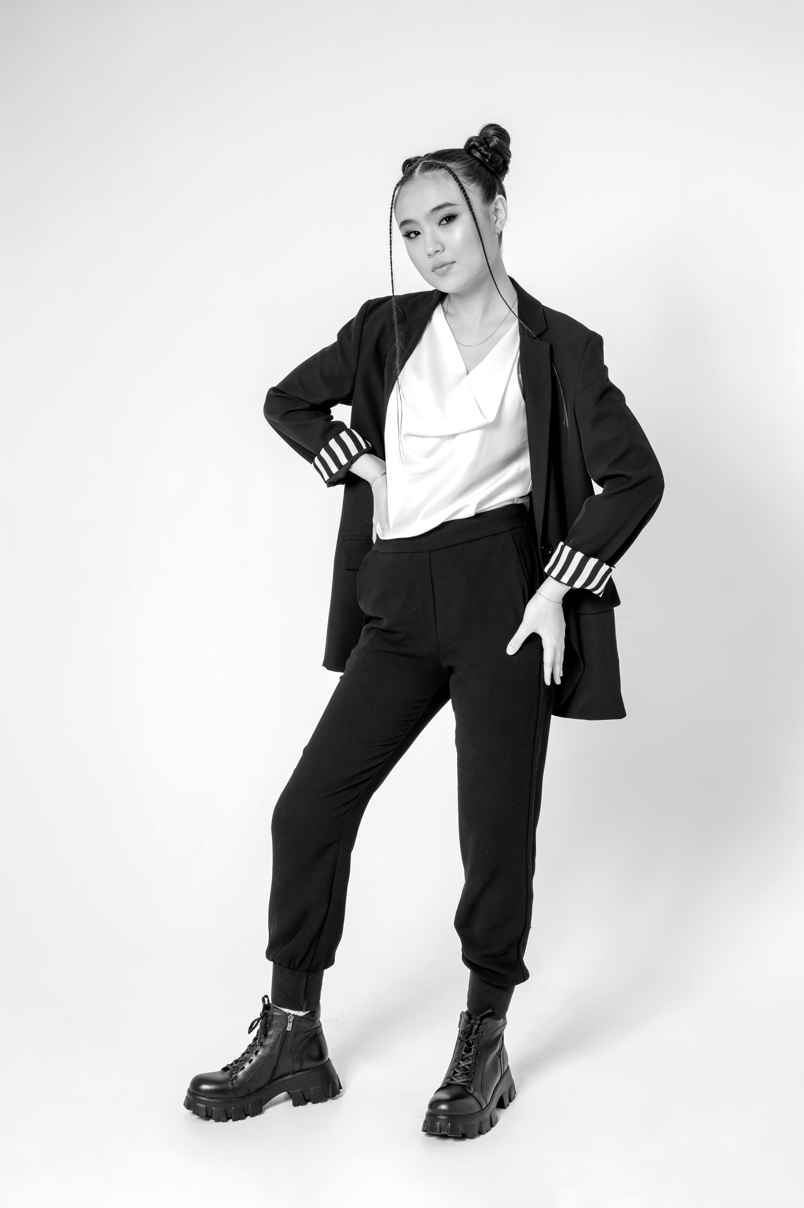 Фотограф Лейла Кабди. Съемка на циклораме и бьюти-съемка. Фотограф-дизайнер Лейла Кабди