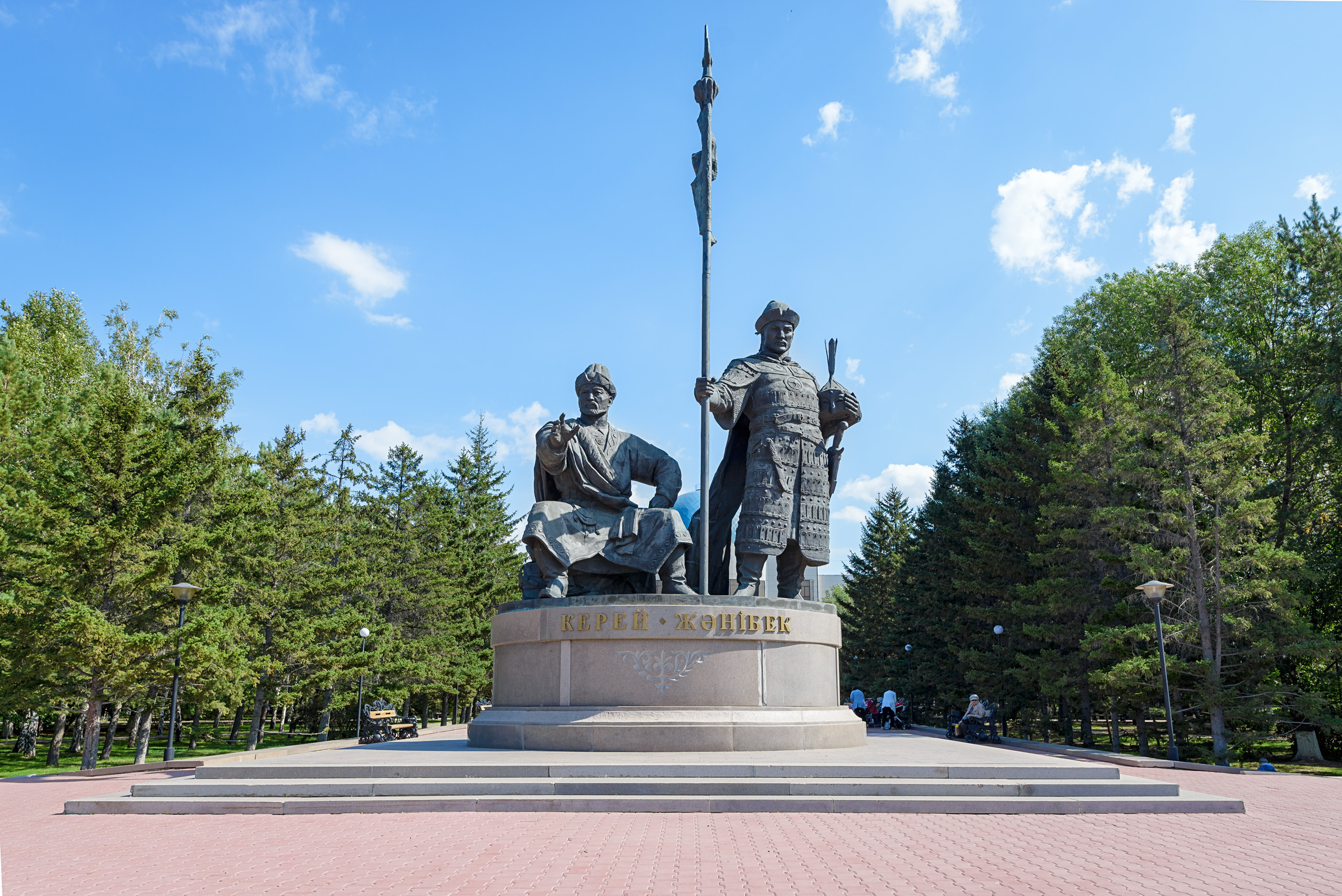 ДОСТОПРИМЕЧАТЕЛЬНОСТИ СТОЛИЦЫ. Фотограф-дизайнер Лейла Кабди