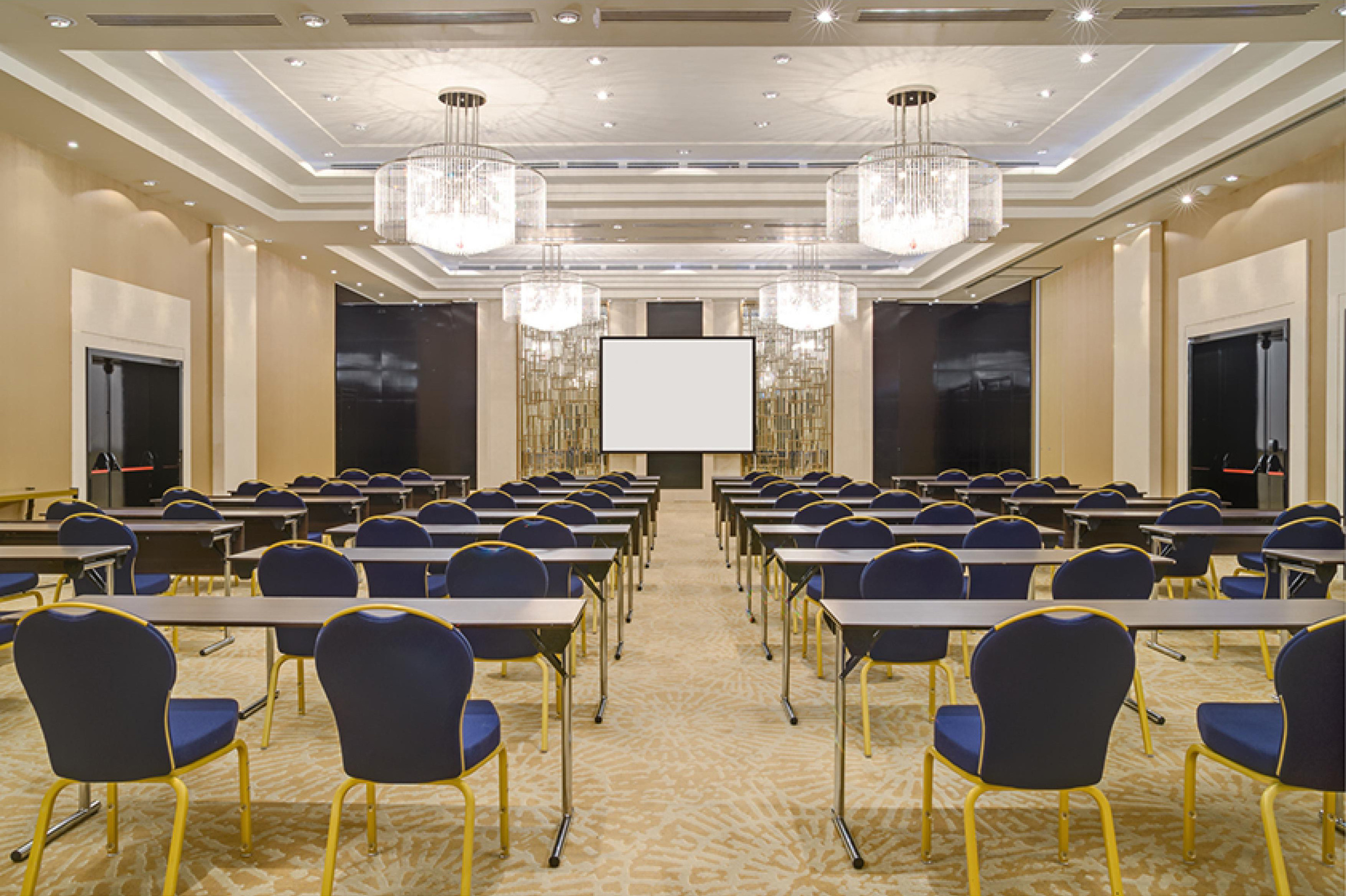 Интерьерная съемка конференц-холлов MARRIOTT ASTANA. Фотограф-дизайнер Лейла Кабди