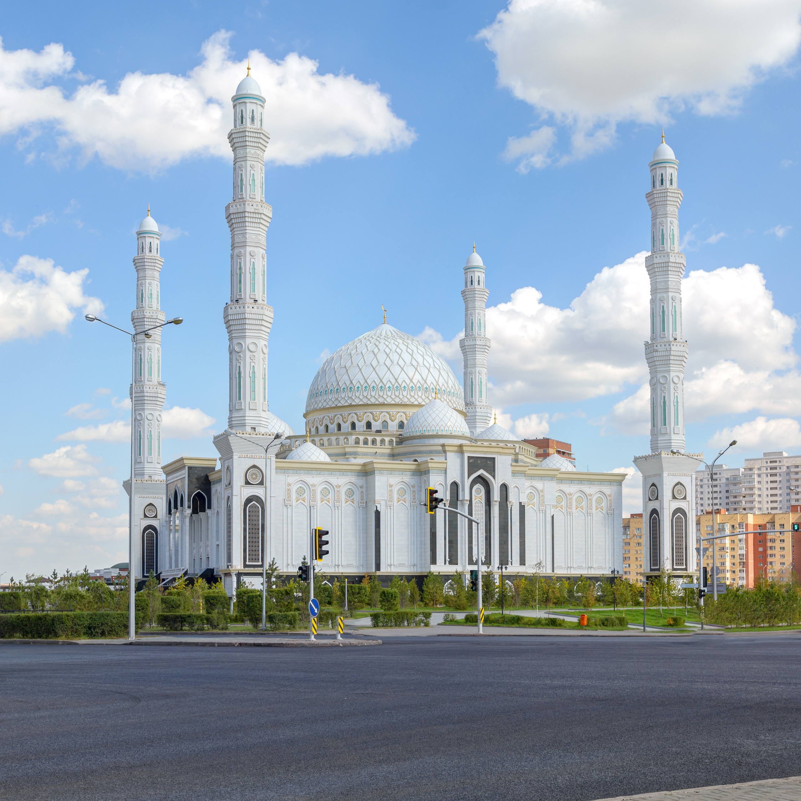 ДОСТОПРИМЕЧАТЕЛЬНОСТИ СТОЛИЦЫ. Фотограф-дизайнер Лейла Кабди