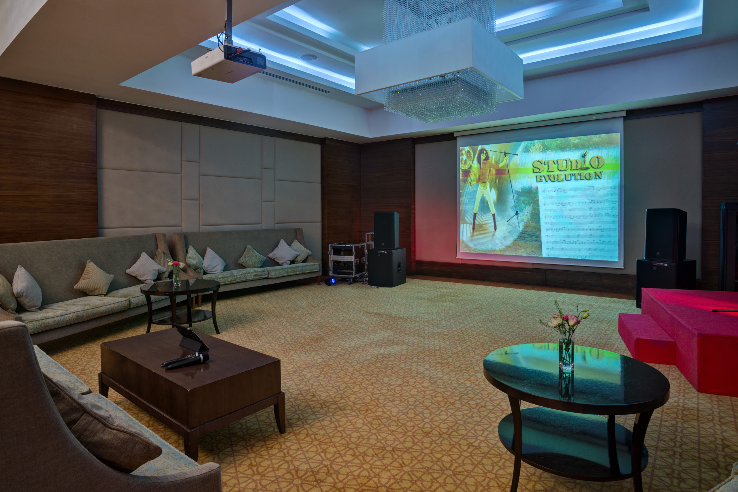 Интерьерная съемка конференц-холлов RIXOS BOROVOE. Фотограф-дизайнер Лейла Кабди