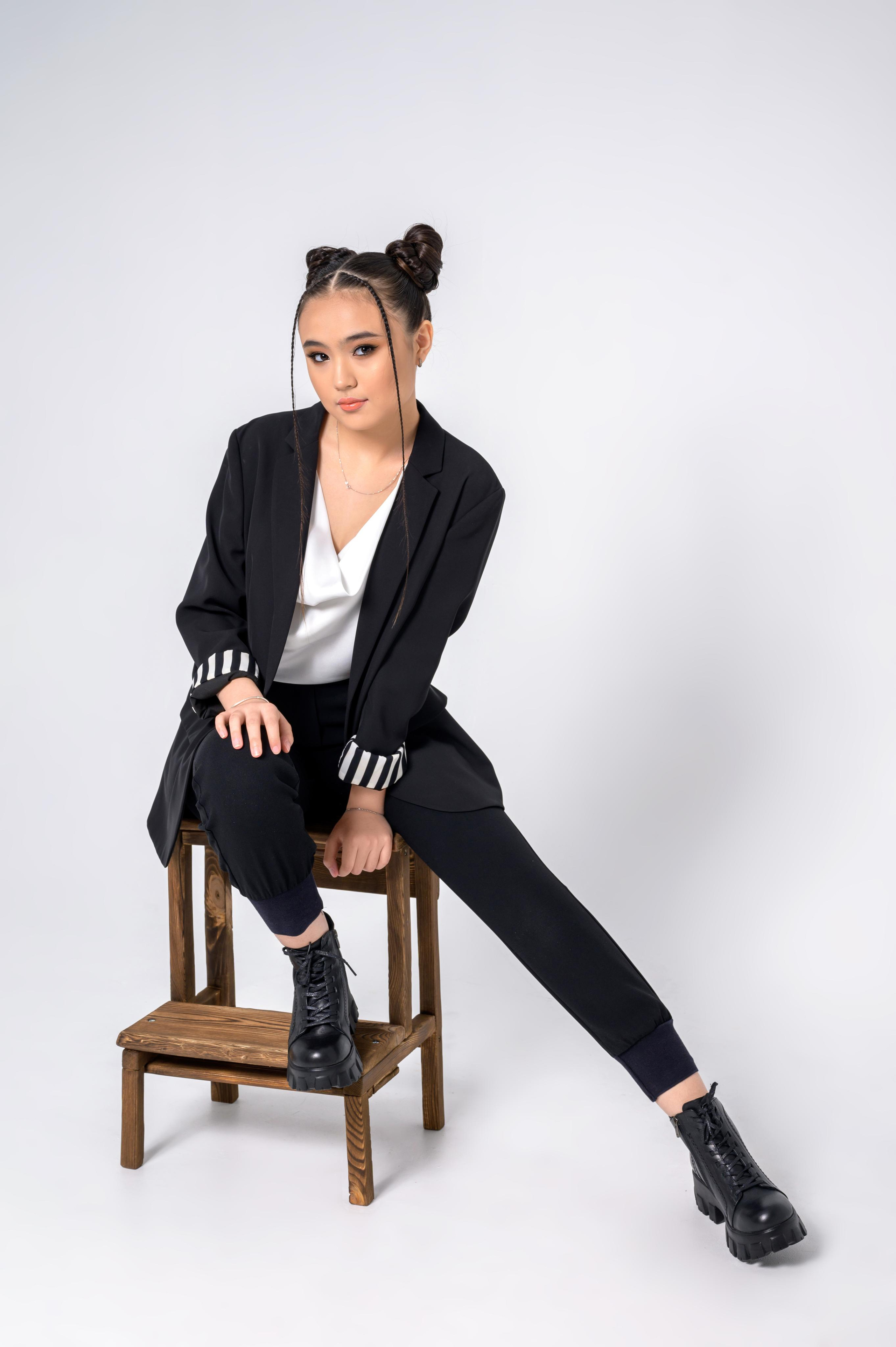 Фотограф Лейла Кабди. Съемка на циклораме и бьюти-съемка. Фотограф-дизайнер Лейла Кабди