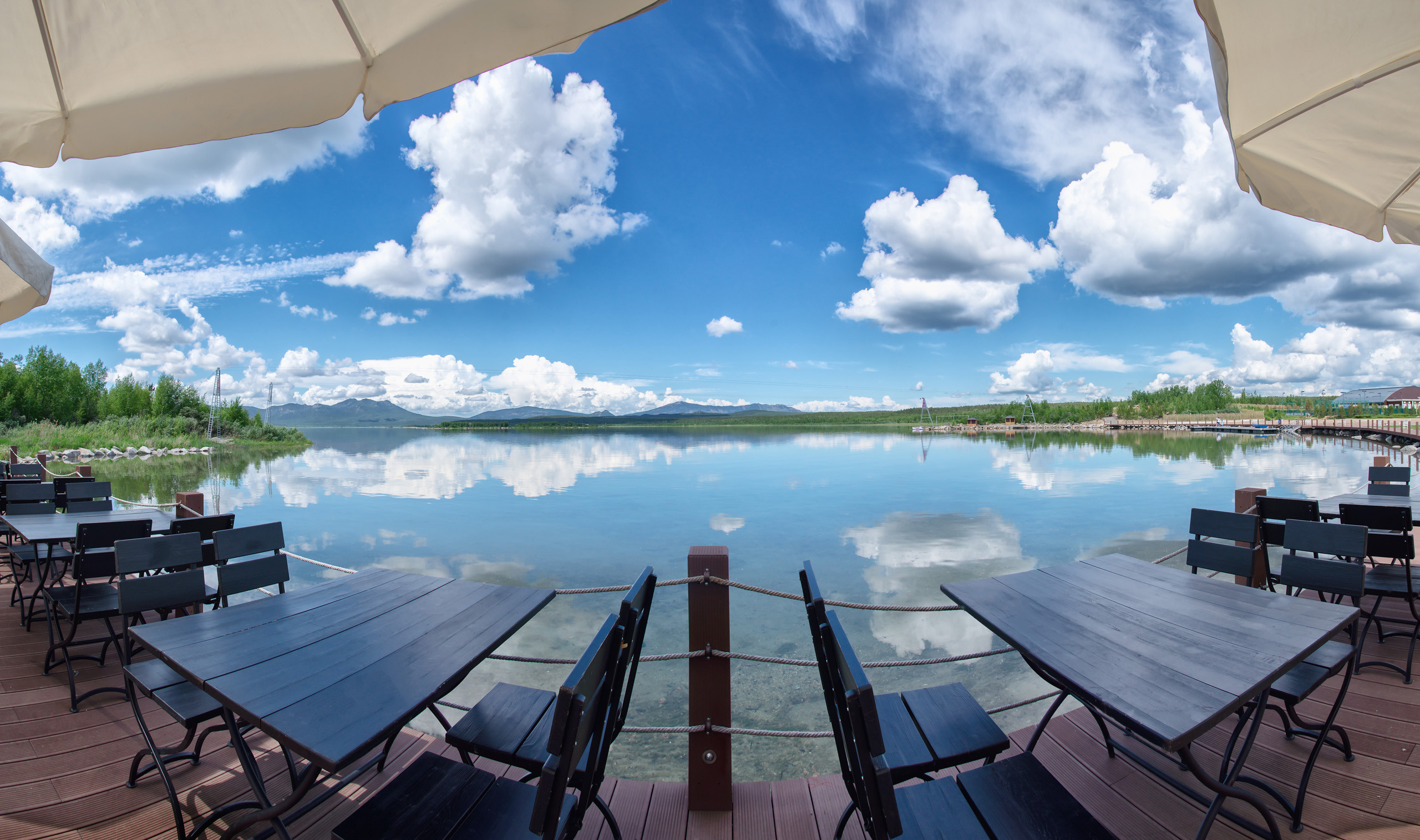 Экстерьерная съемка у озера ЩУЧЬЕ (RIXOS BOROVOE). Фотограф-дизайнер Лейла Кабди