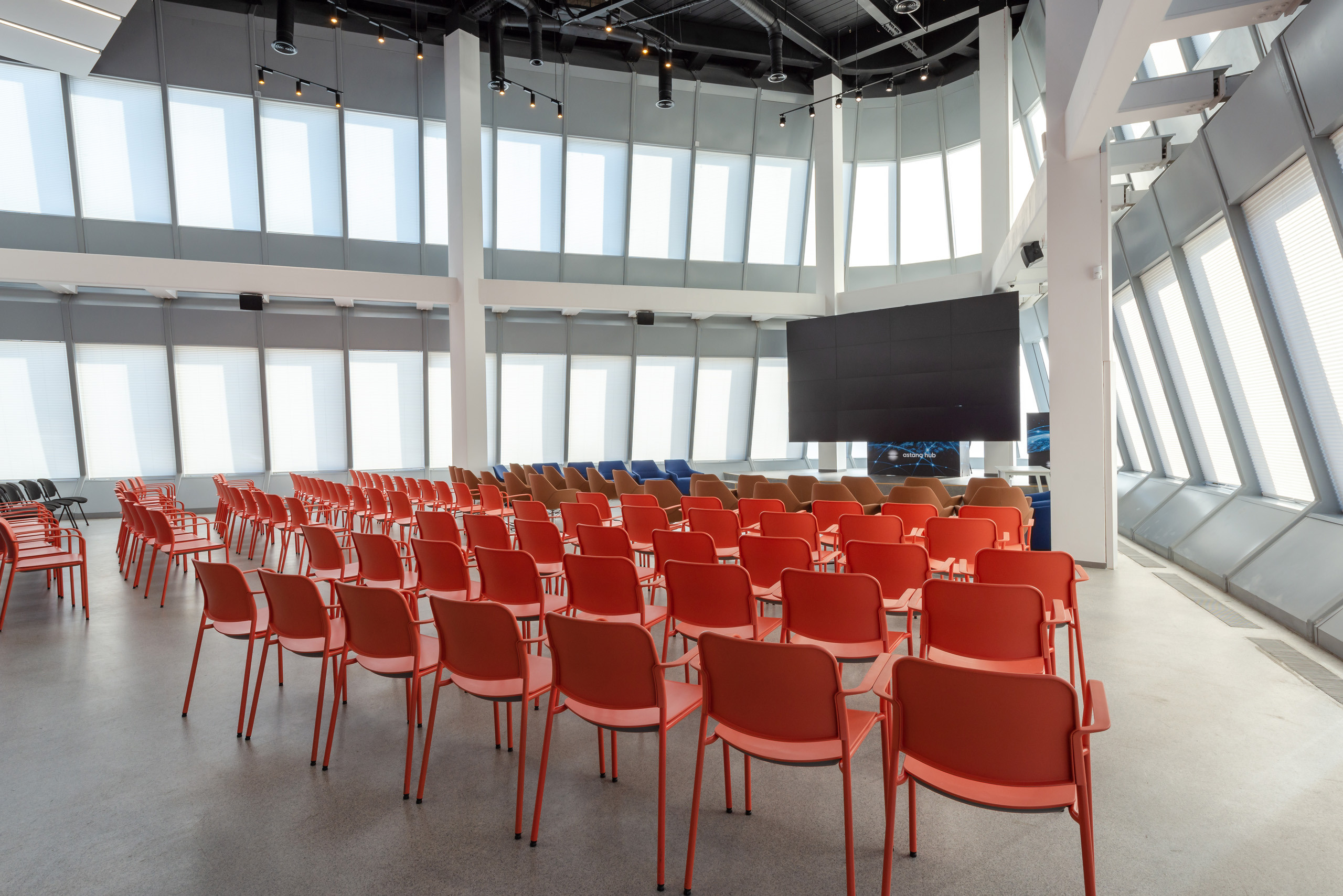 Интерьерная съемка ASTANA HUB. Фотограф-дизайнер Лейла Кабди