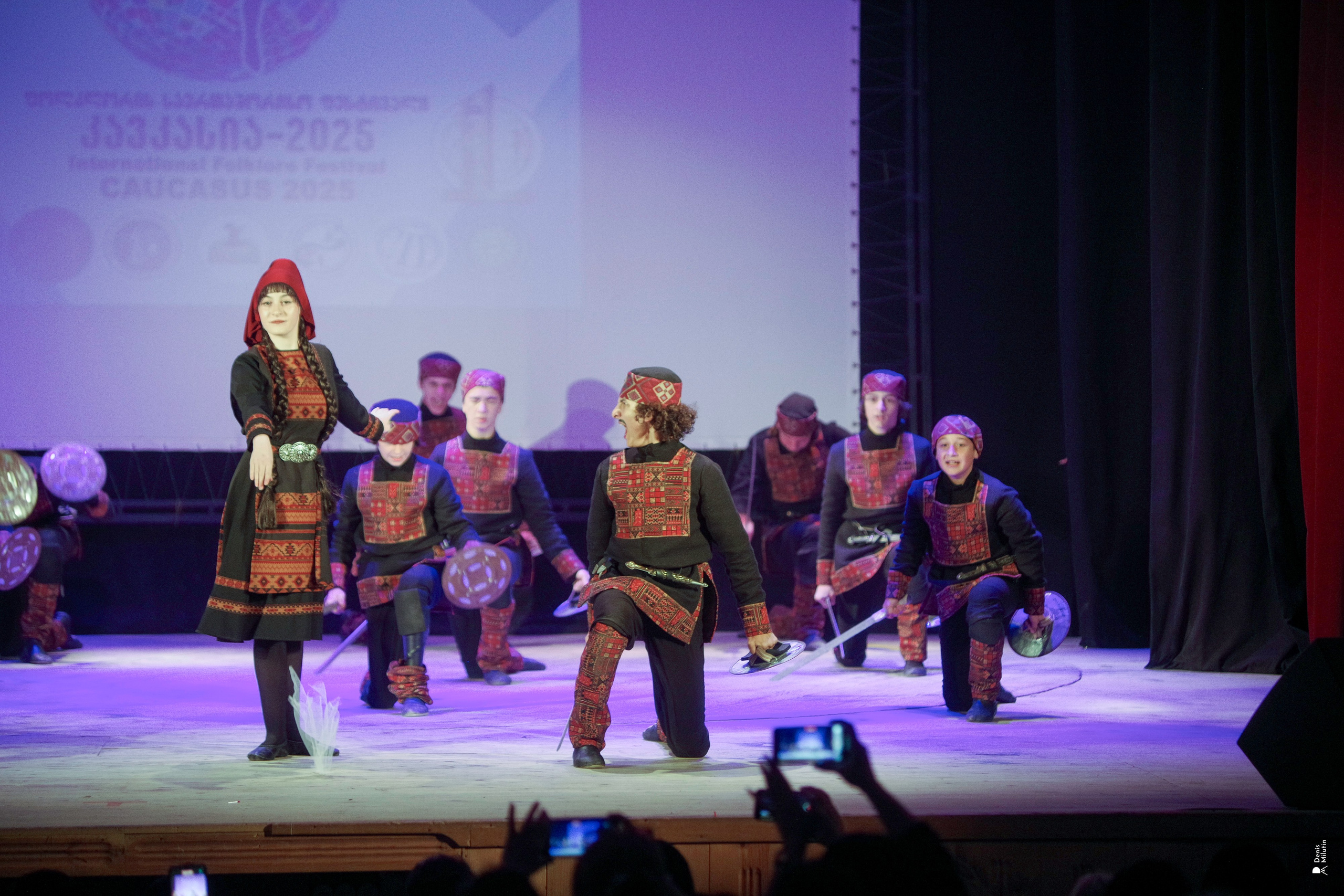 Танцы в прекрасном Они. Портретный фотограф Денис Милютин