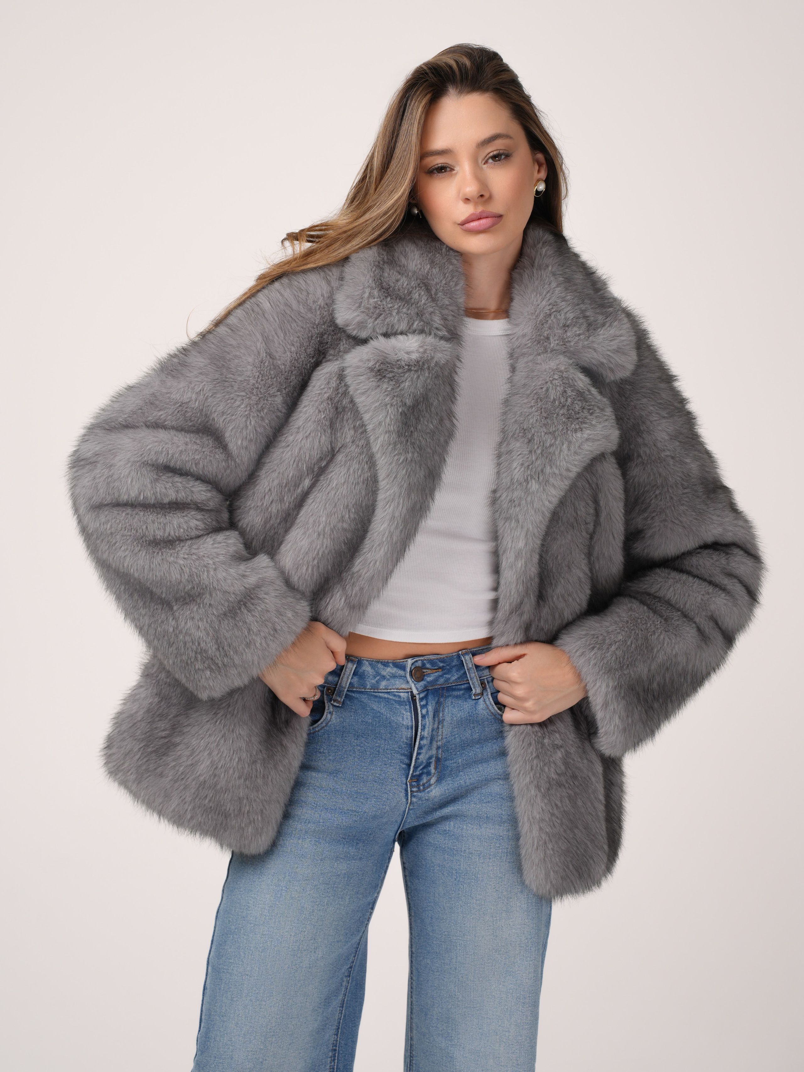 Новогодняя фотосессия бренда шуб. Портретный фотограф Москва Белогорцев Сергей