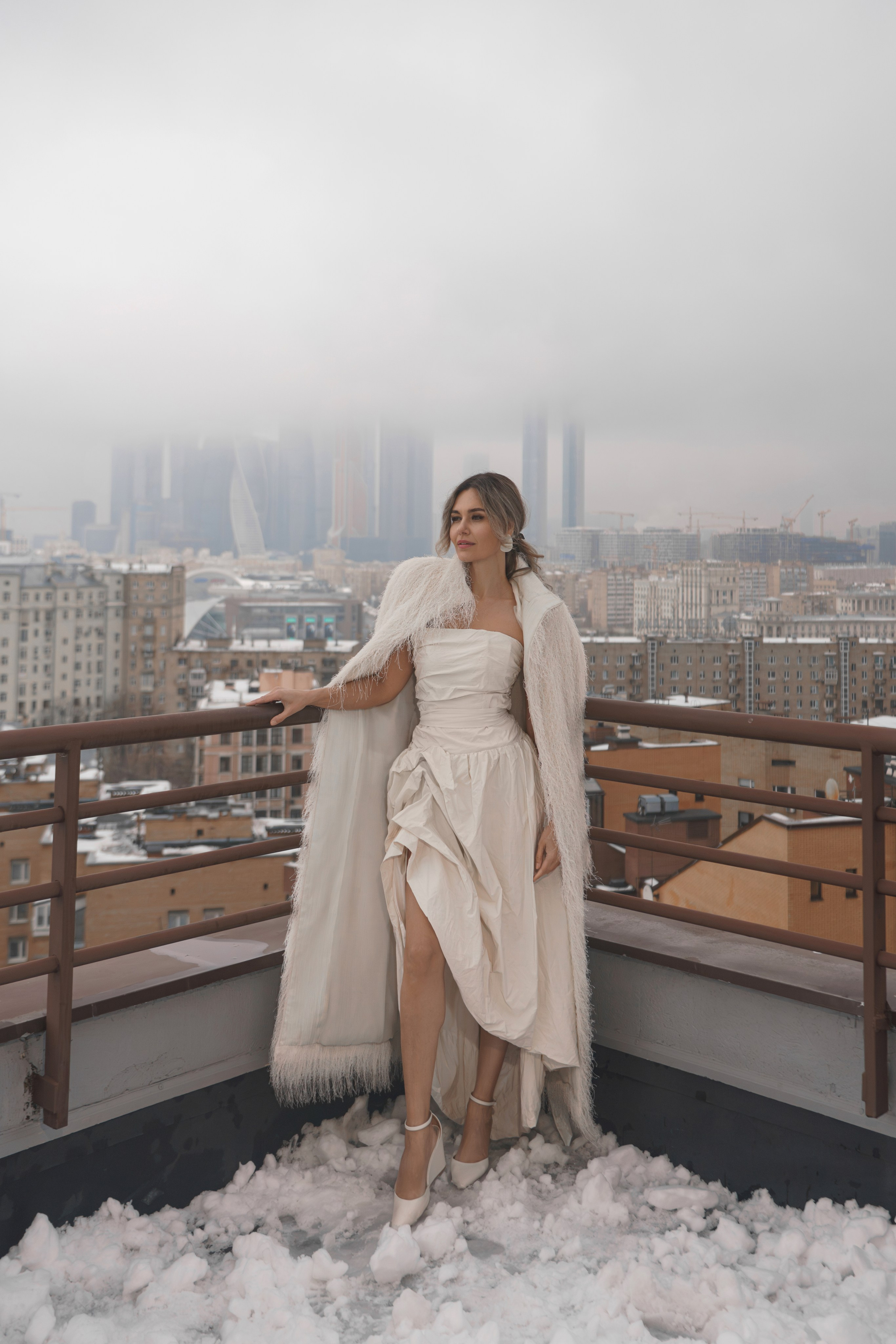 Съёмки на крыше в Москве. Фотограф Айгуль Вишня, съёмка в Москве и Санкт-Петербурге