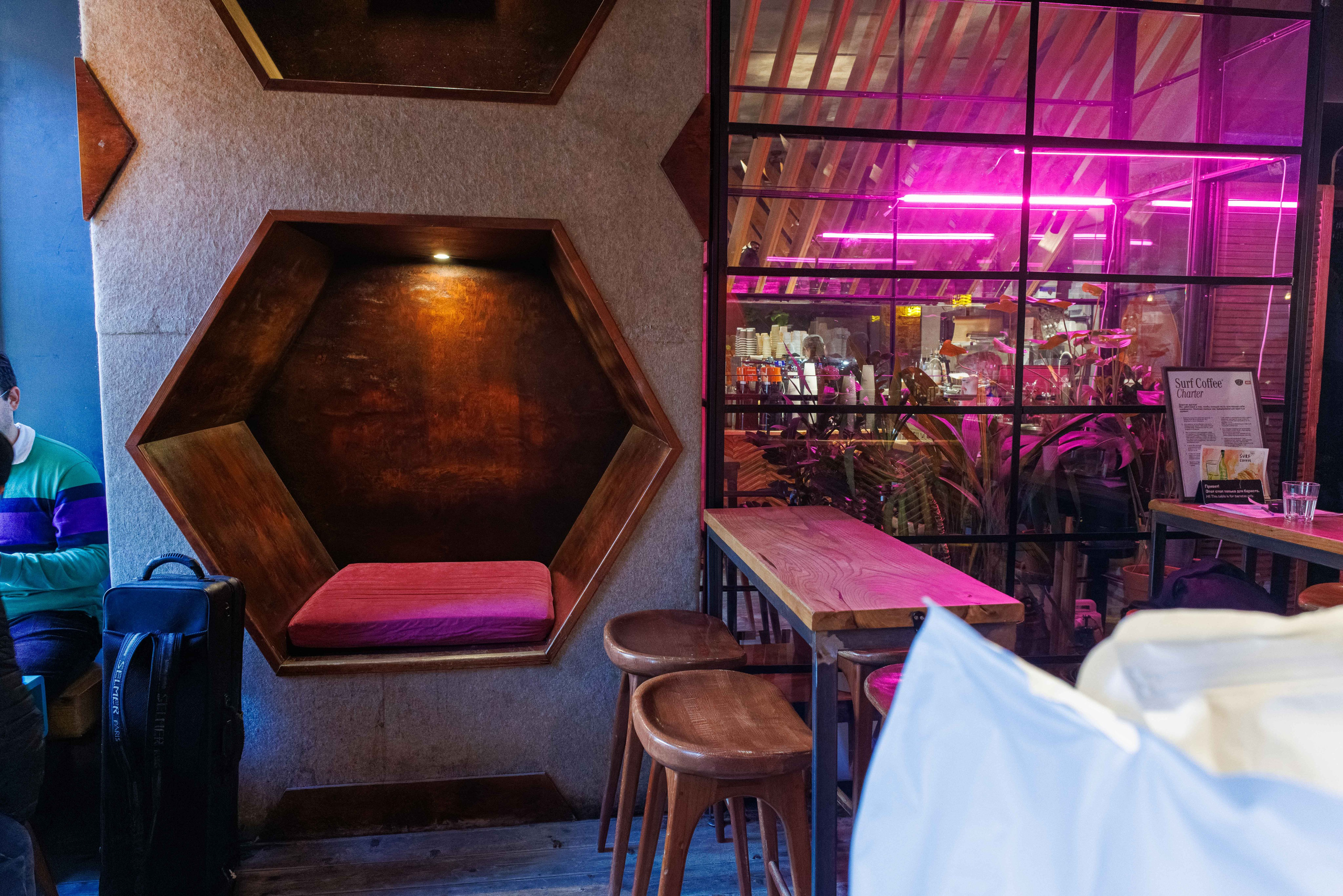 Кофейня Surf coffee на Невском. Фотограф Балаев Михаил