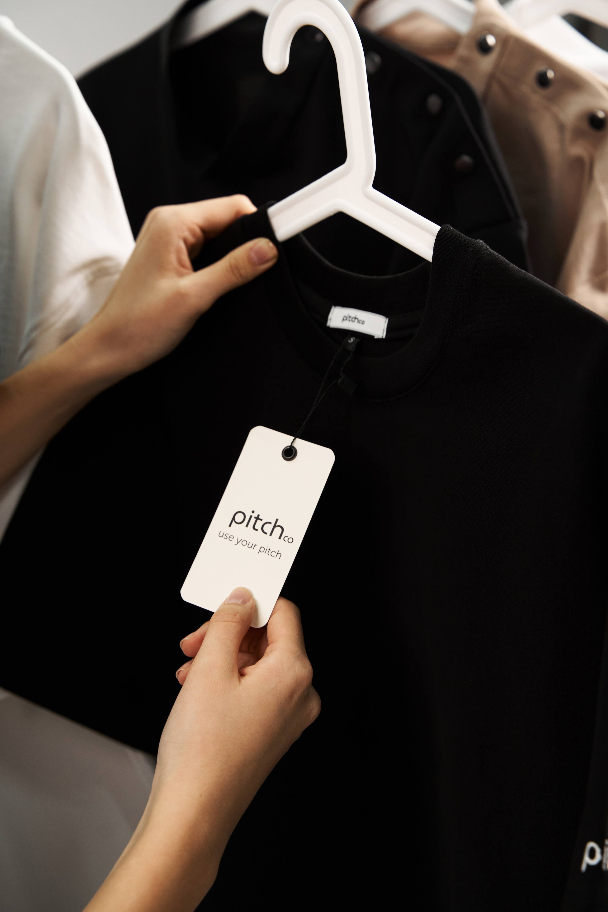 Бренд PITCH. Портретный фотограф в Москве Александр Тен