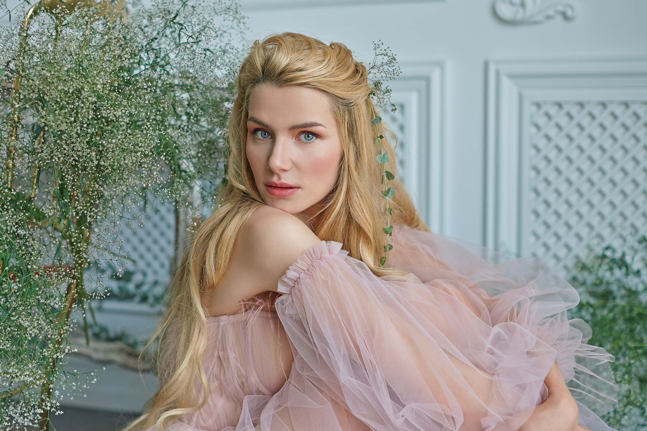 Нежная фотосессия красивой рапунцель. Фотограф Ольга Ефремова