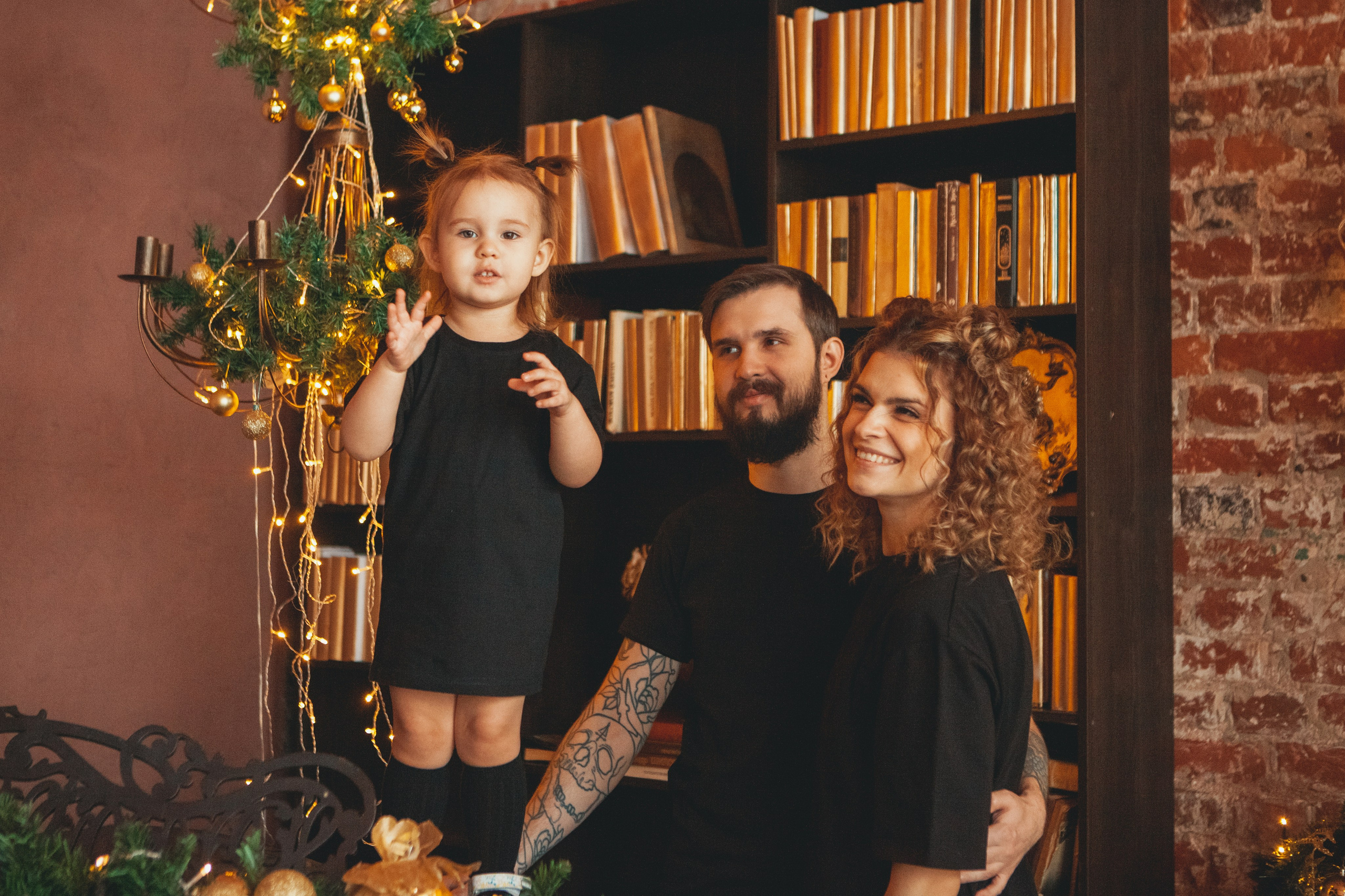 Новогодняя семейная фотосессия в студии. Фотограф Ольга Ефремова