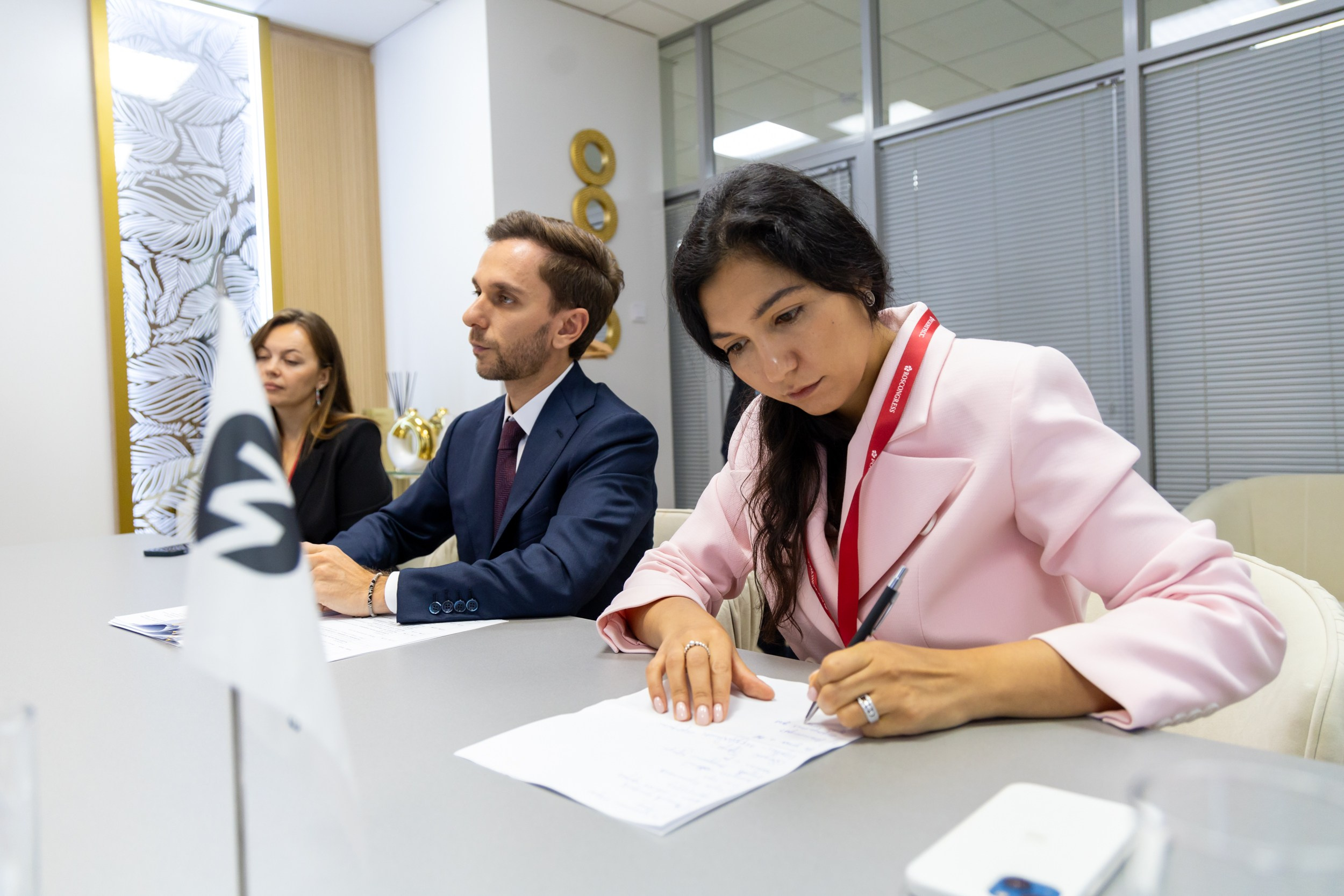 Почта банк. Репортажный и студийный фотограф во Владивостоке Дударева Софья