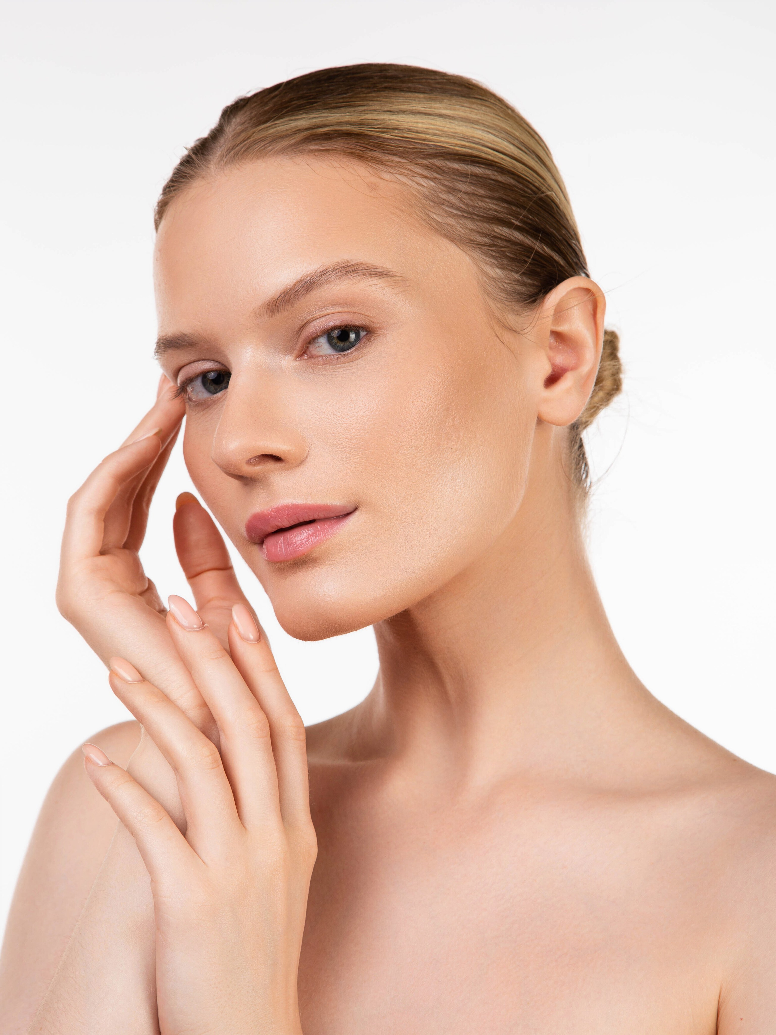 Модельная съемка косметики в Москве | Фотограф Анна Татаурова. Фотограф Анна Татаурова | Авторская фотосъемка в Москве