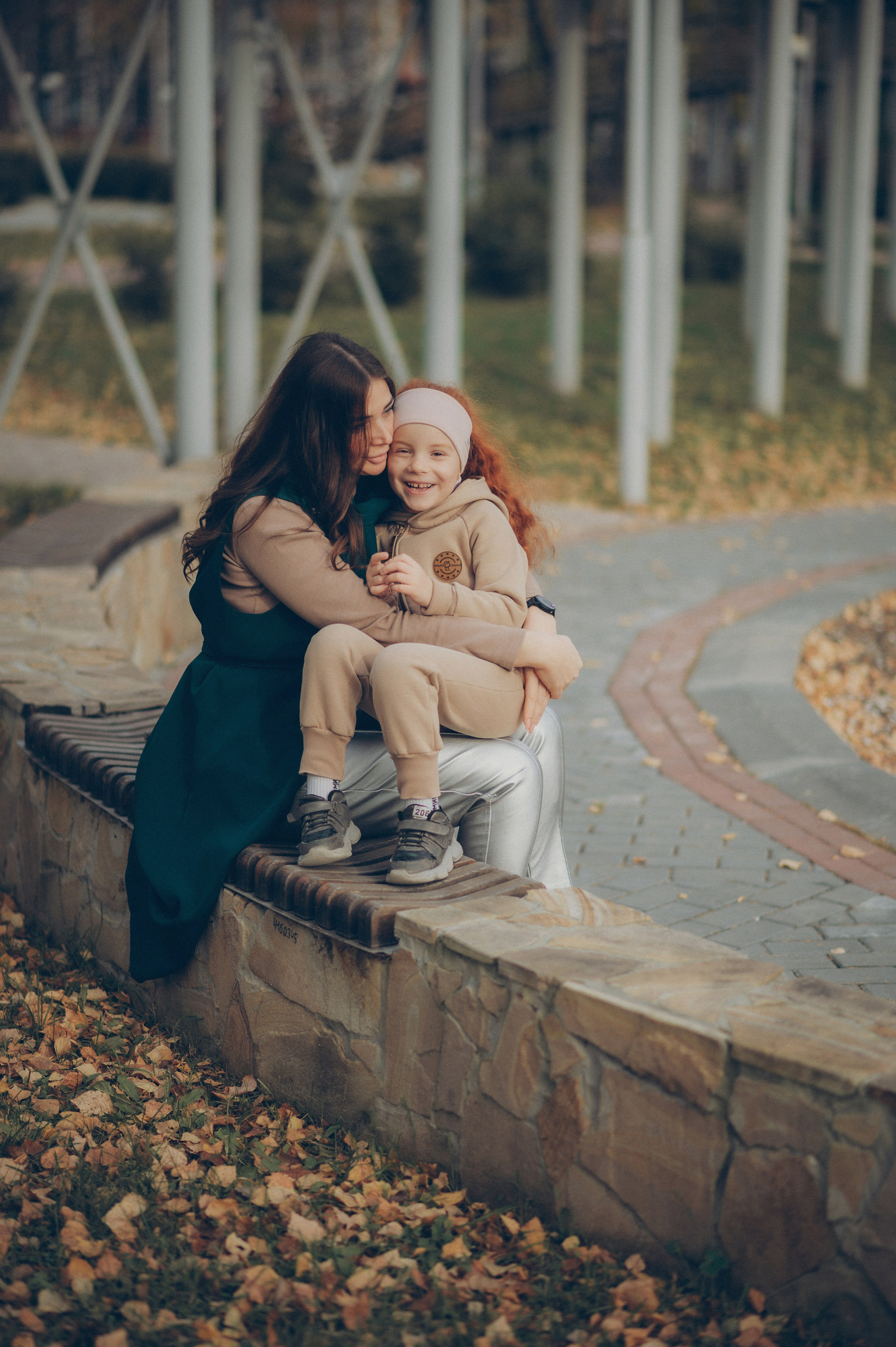 Анюта и Таня. Фотограф, г. Лесной Свердловской области