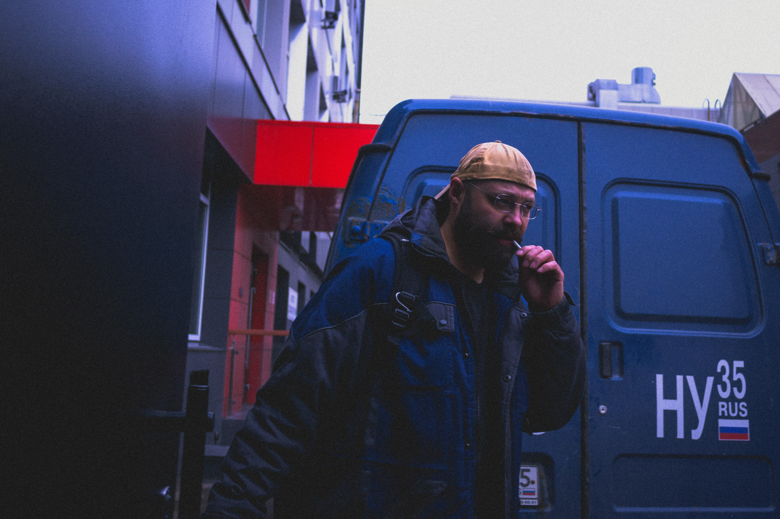 Трудяга Паха. Den Mirov — Фотограф, Музыкант