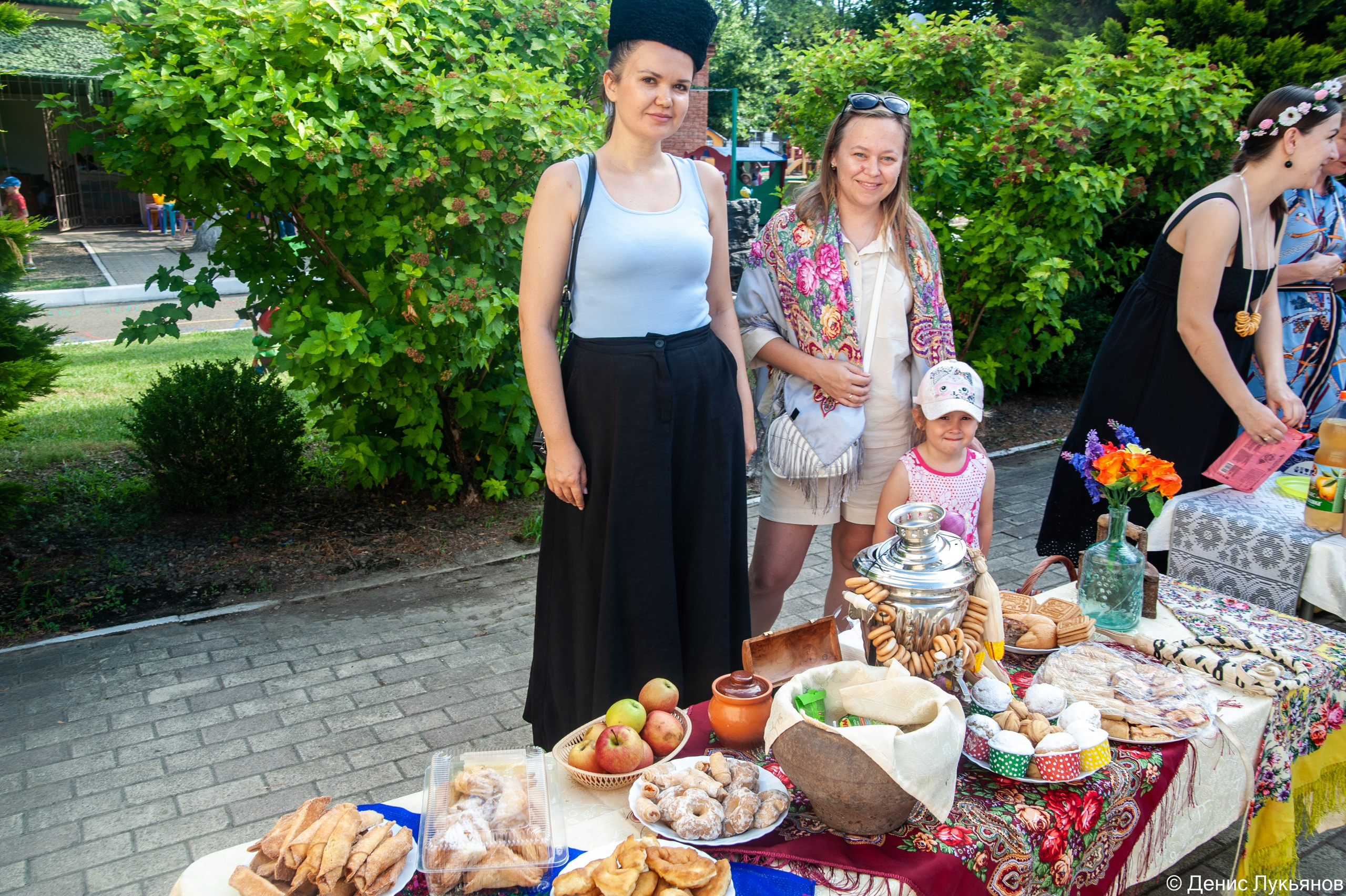 Ярмарка. Свадебный и семейный фотограф Денис Лукьянов в Краснодаре, Краснодарском крае и Республике Крым
