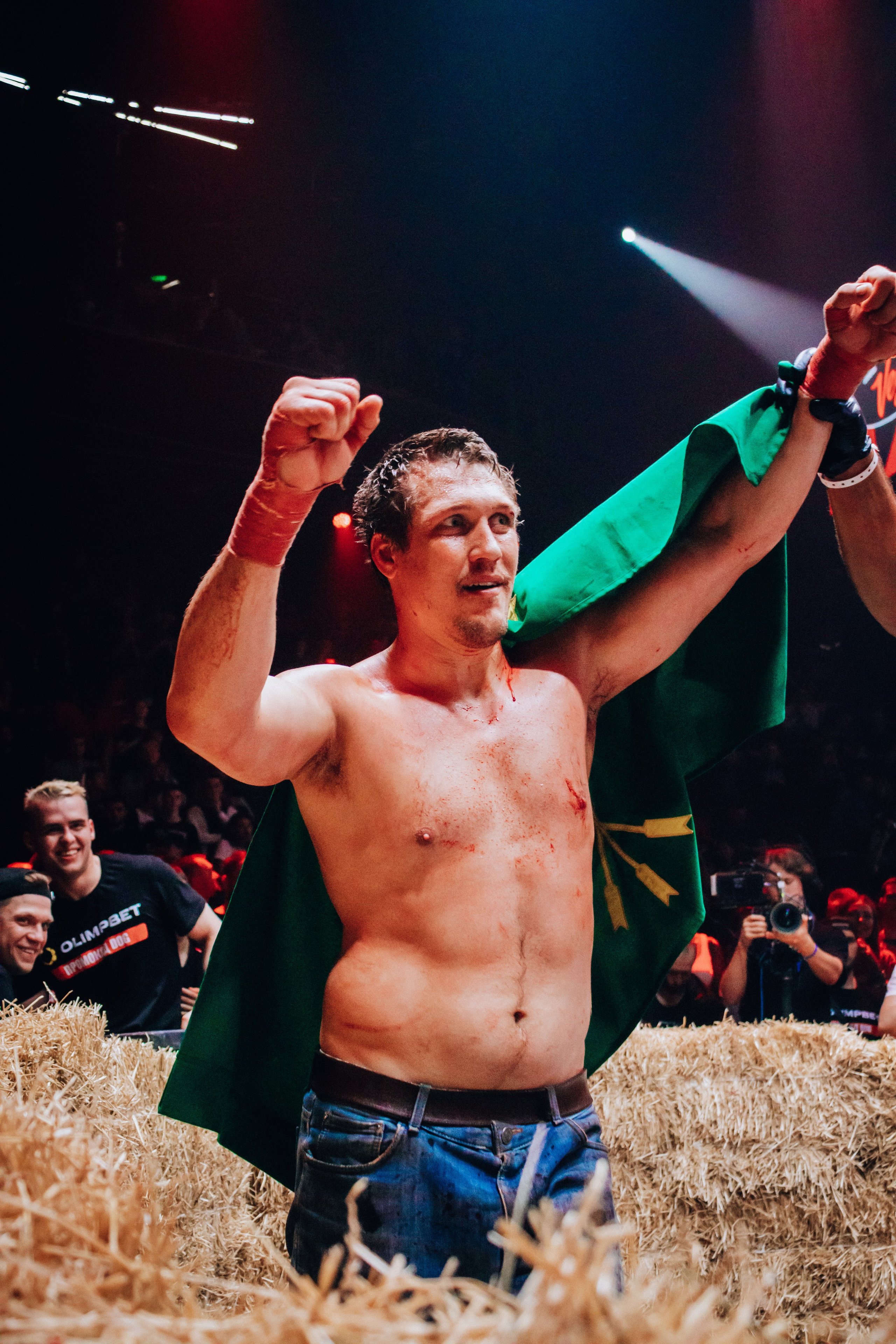 Кулачные бои TopDog. Анастасия Тен