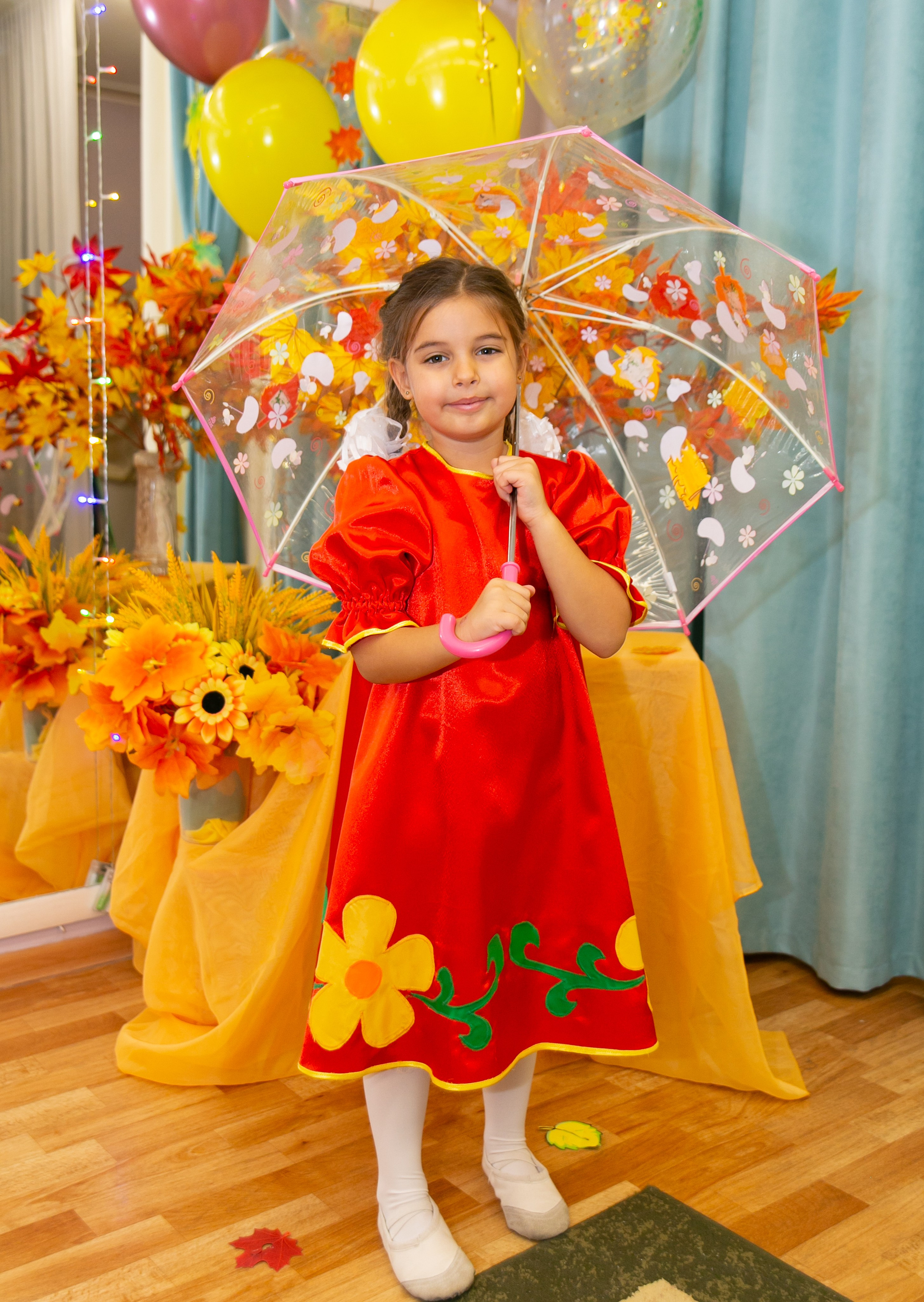 Выпускные и Утренники. Фотограф новорожденных и семейный фотограф НСО г. Бердск Марина Львова