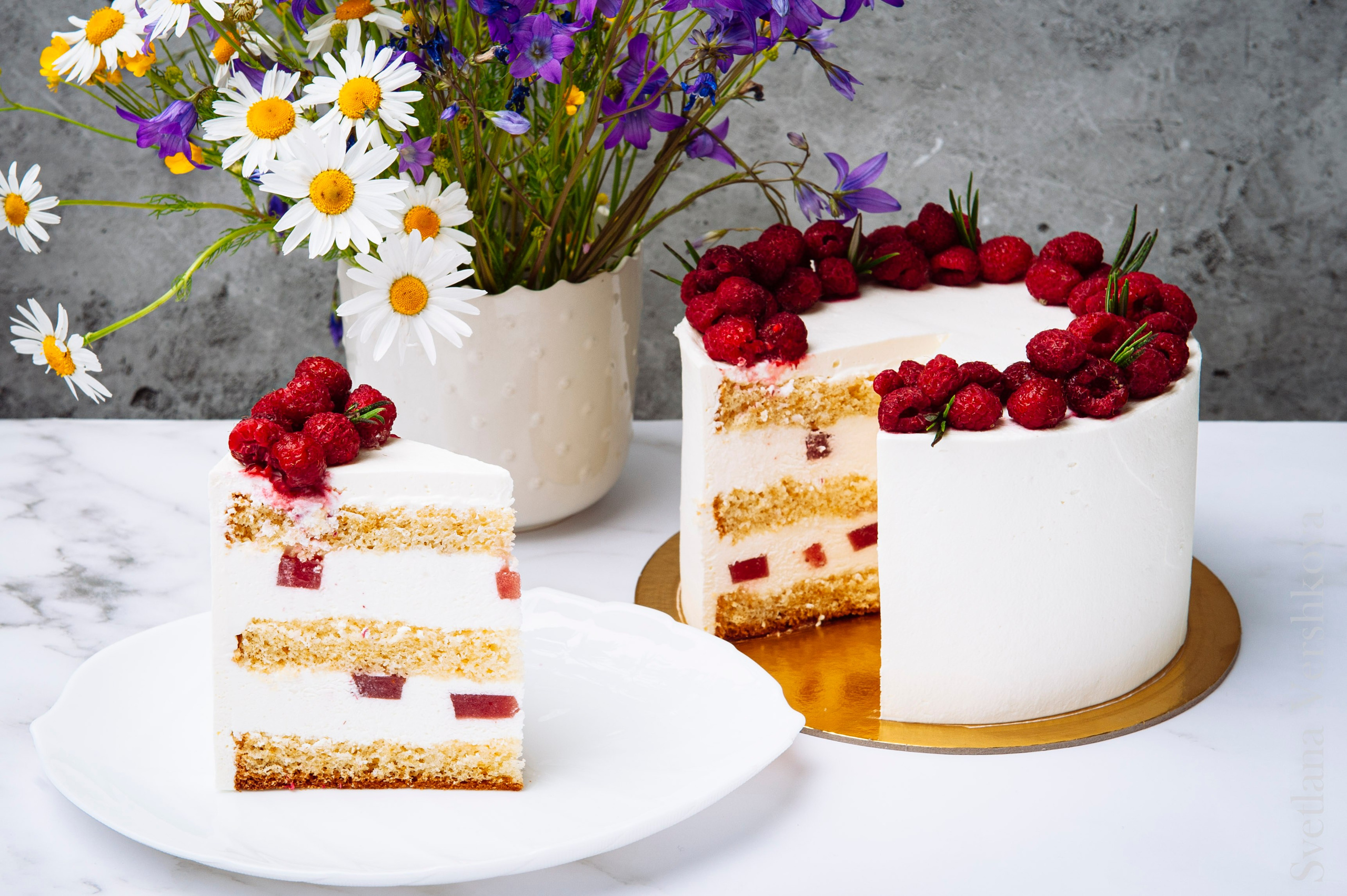 Фуд фото торты и десерты. Фотограф Артем Севостьянов. Профессиональная фотосъемка в Ногинске, Москве, Московской области и за границей